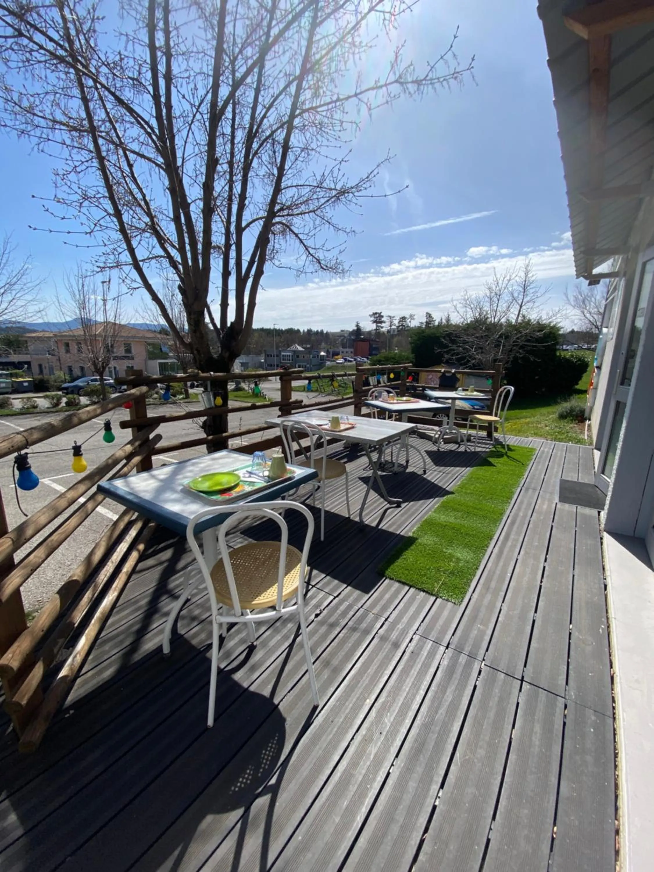 Patio in NESTOR HOTEL GAP et Restaurant