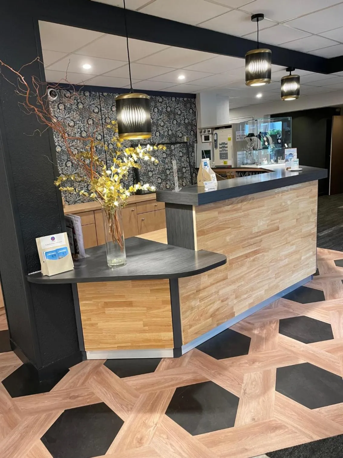 Property building in Kyriad Direct Limoges Nord