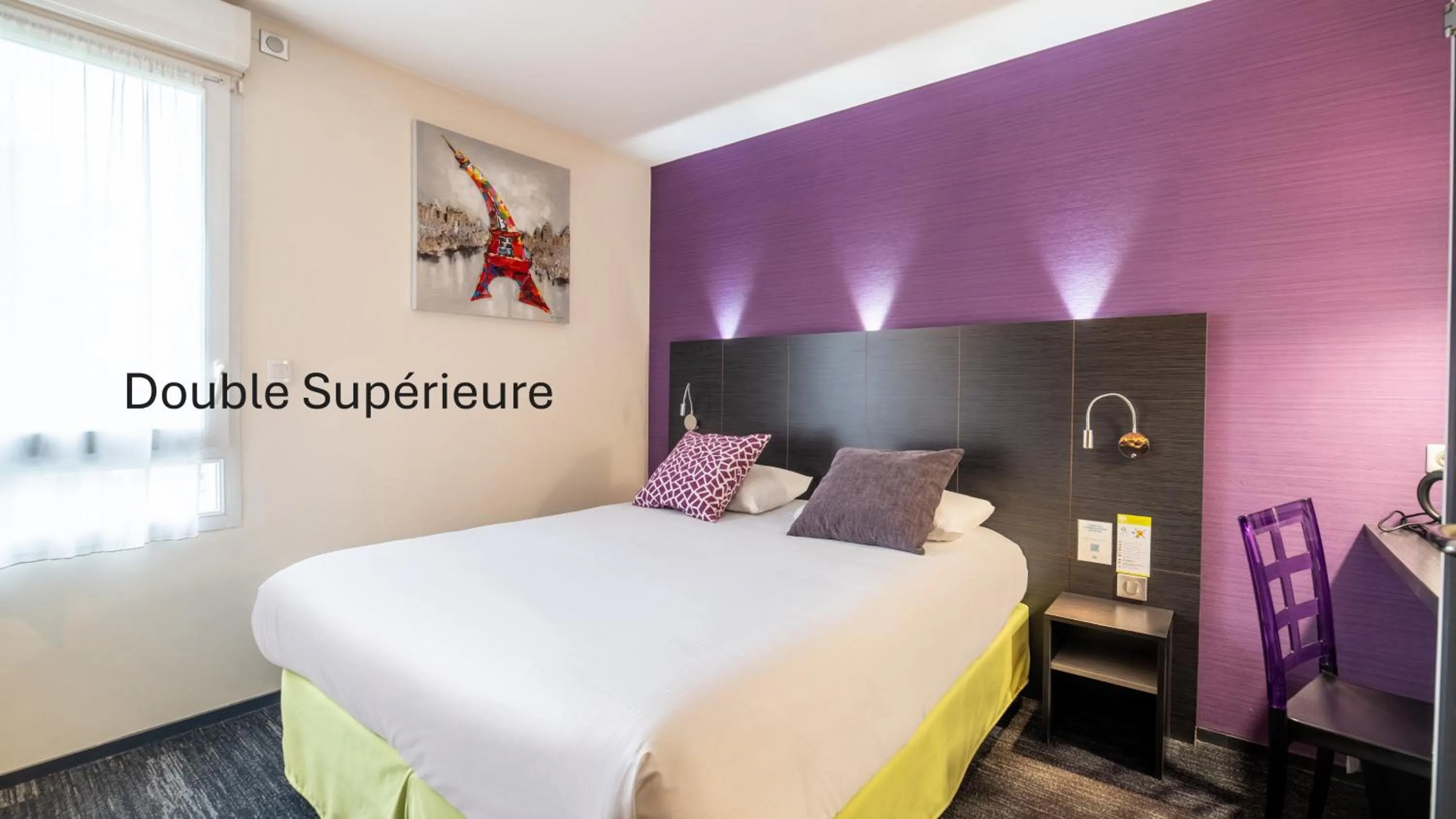 Property building, Bed in Kyriad Direct Limoges Nord