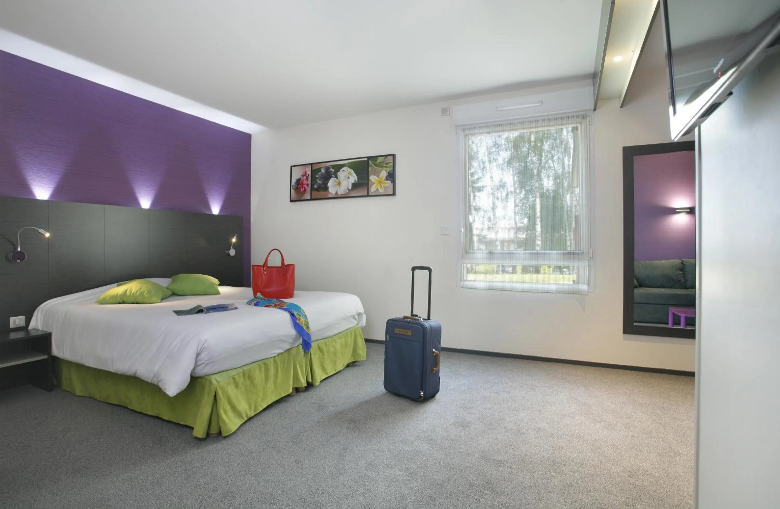 Bedroom, Bed in Kyriad Direct Limoges Nord