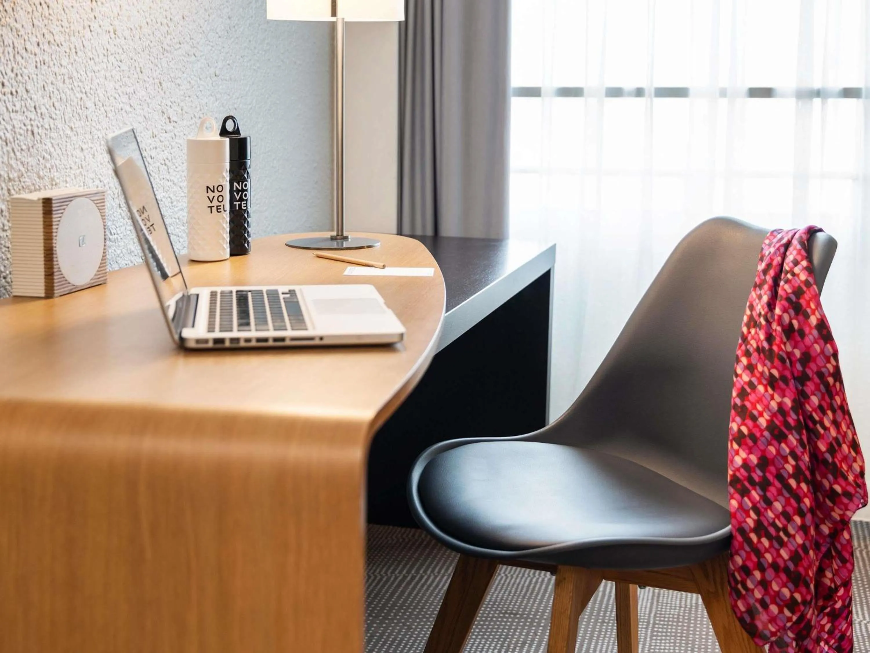 Bedroom in Novotel Paris Est