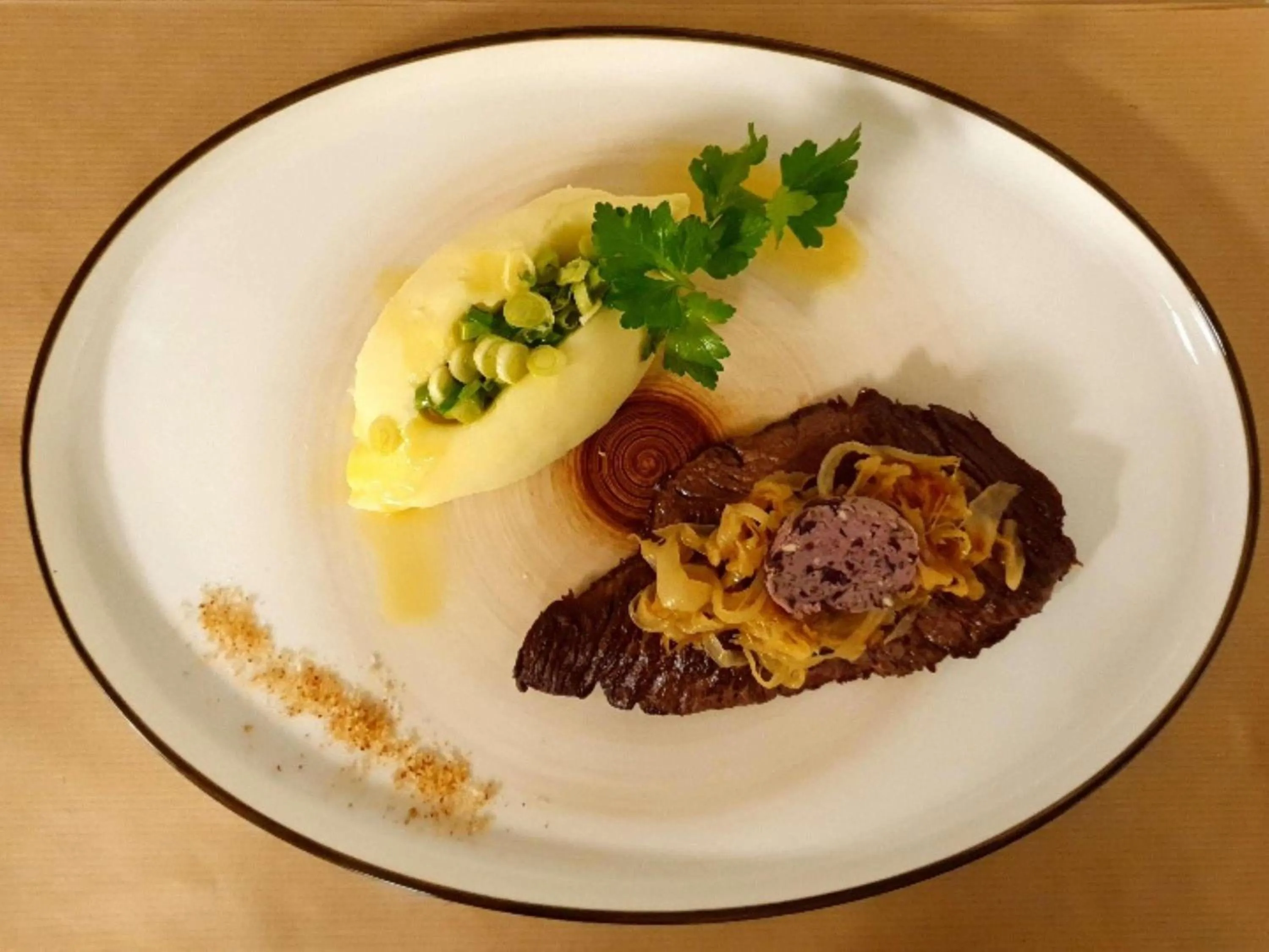 Restaurant/places to eat in Novotel Paris Est