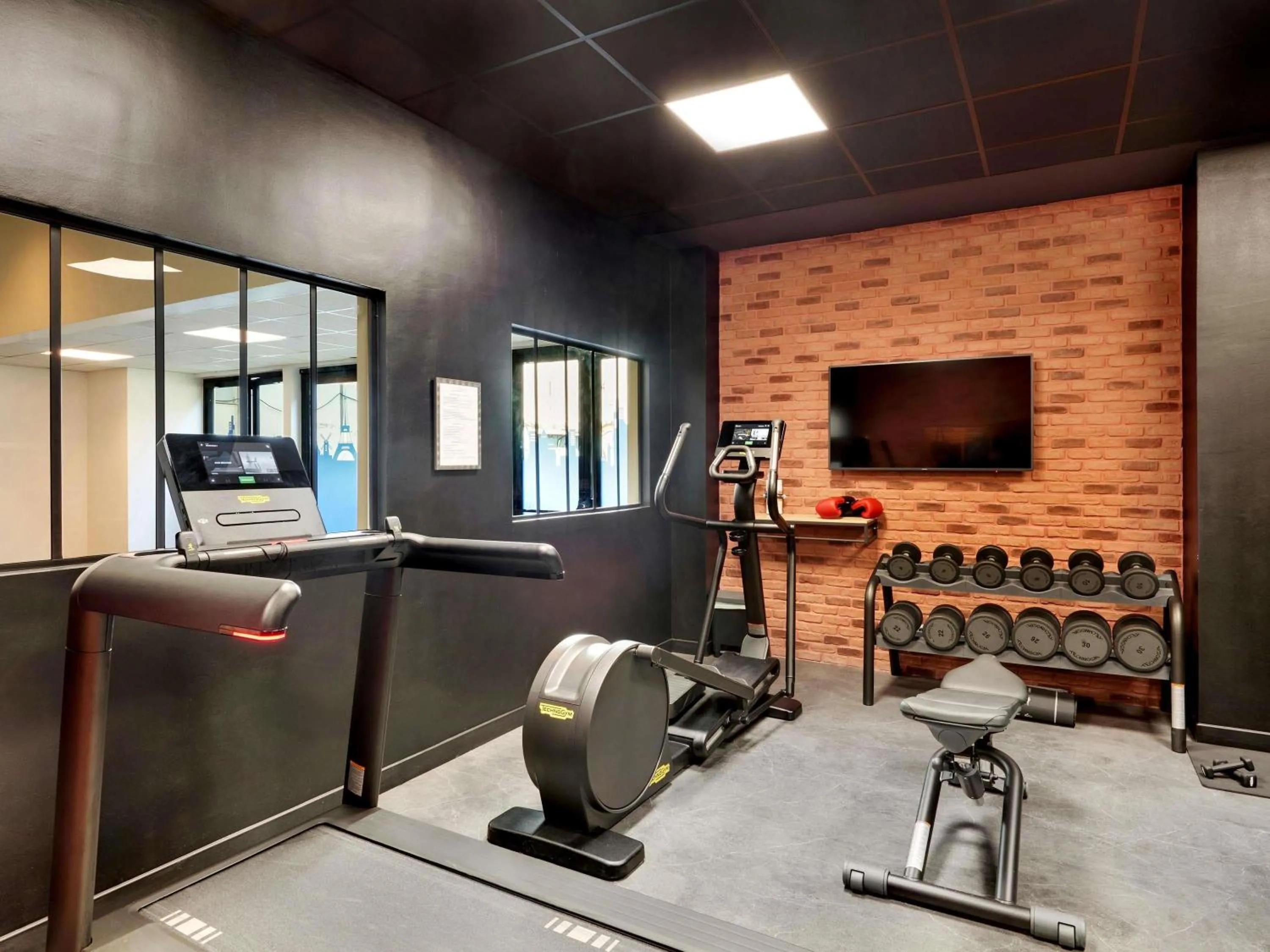 Fitness centre/facilities in Novotel Paris Est