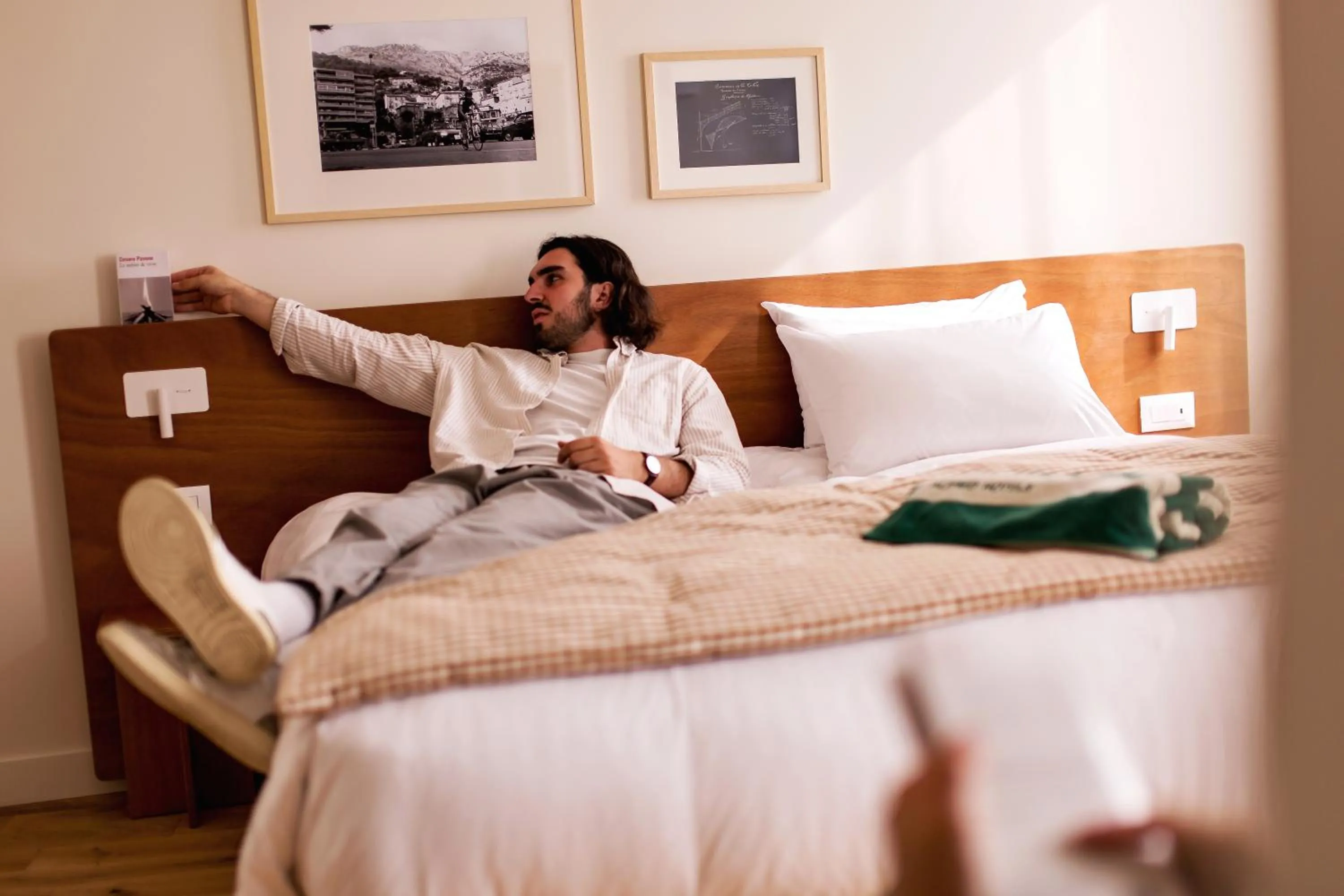 Bed in ALFRED HOTELS Compiègne