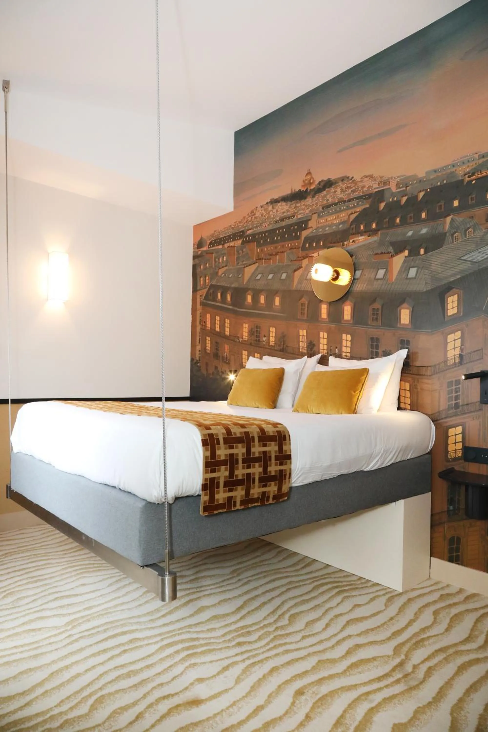 Bed in Five Boutique Hotel Paris Quartier Latin