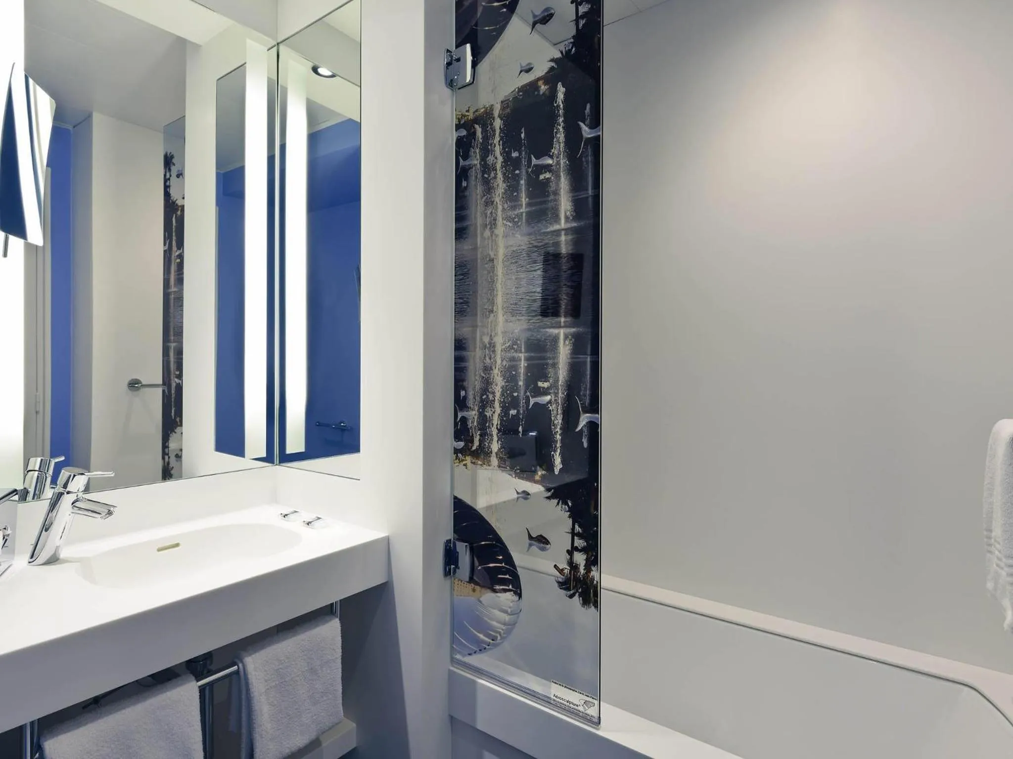 Bedroom in Mercure Nice Centre Notre Dame