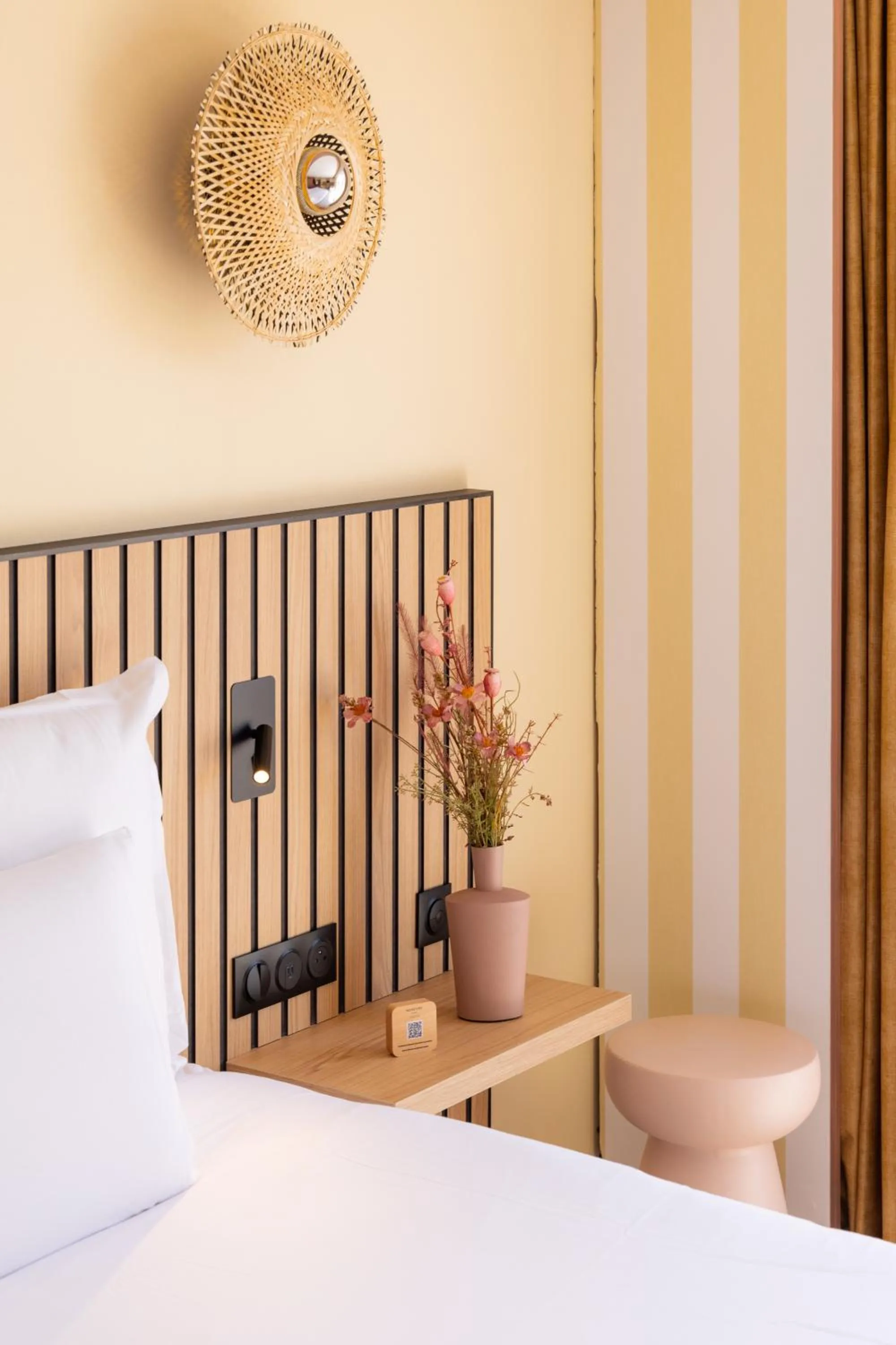 Bedroom, Bed in Mercure Nice Centre Notre Dame