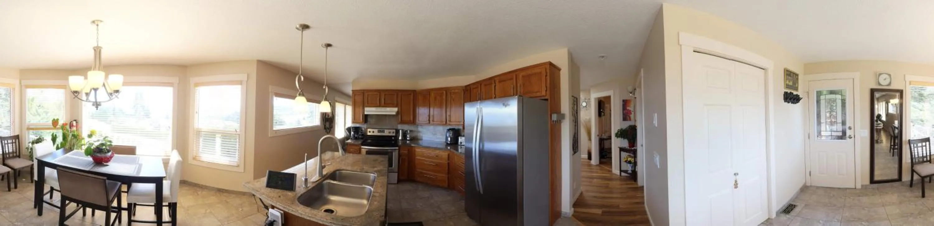 Kitchen or kitchenette in Rodee Homestay