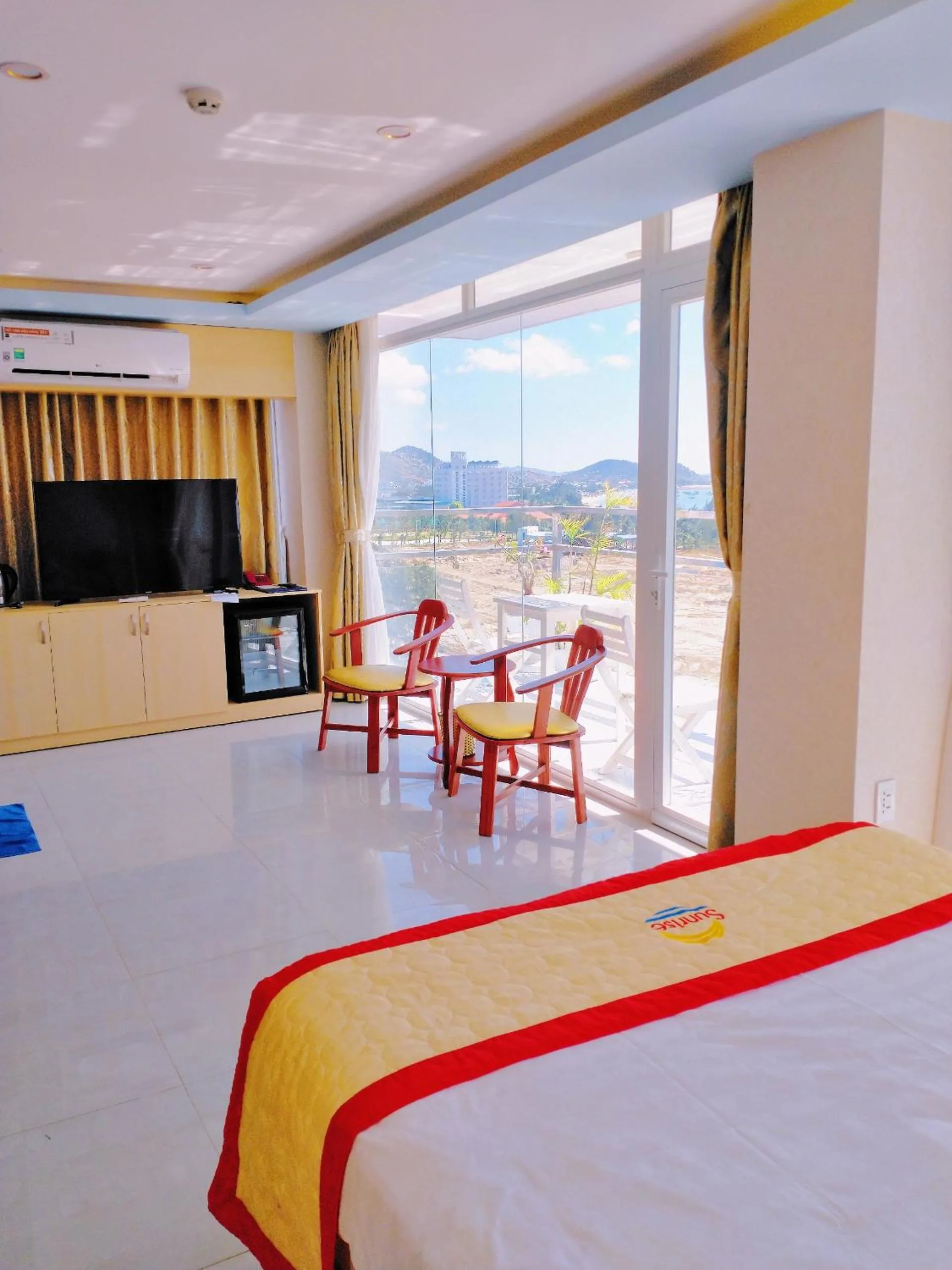 Khách sạn Sunrise Ninh Thuận