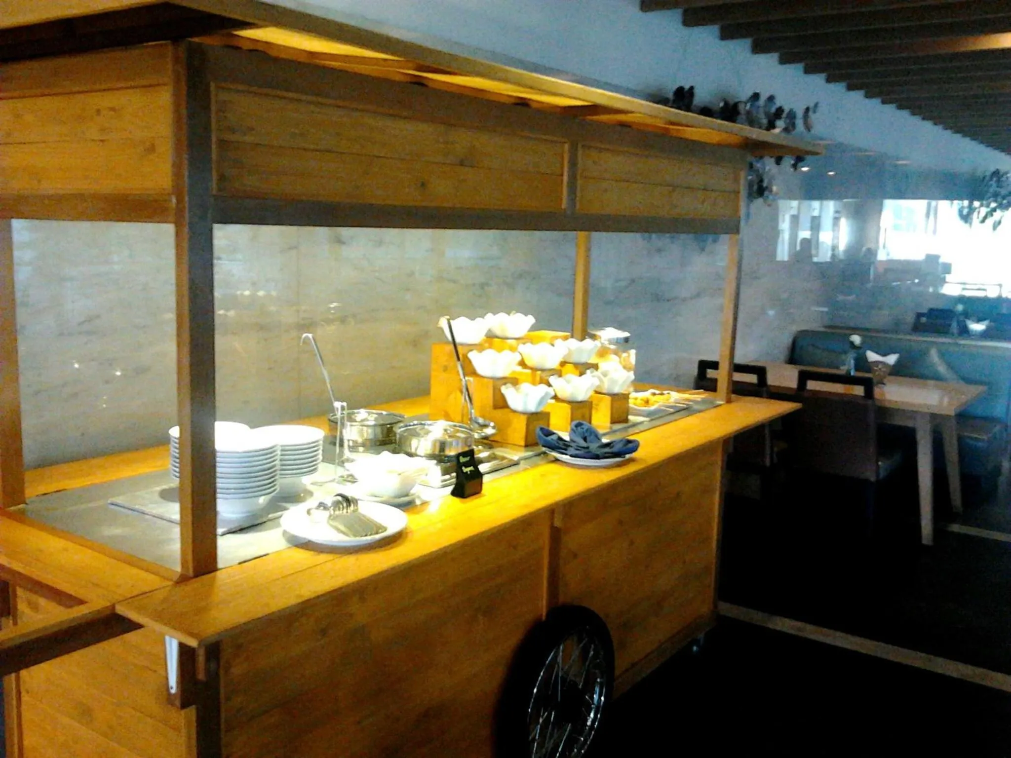 Restaurant/places to eat in Hotel Gren Alia Jakarta