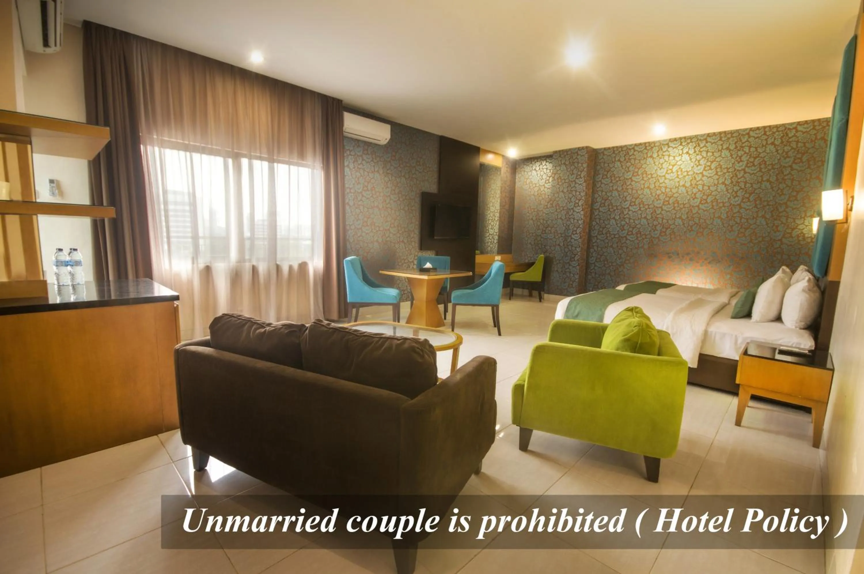 Living room in Hotel Gren Alia Jakarta