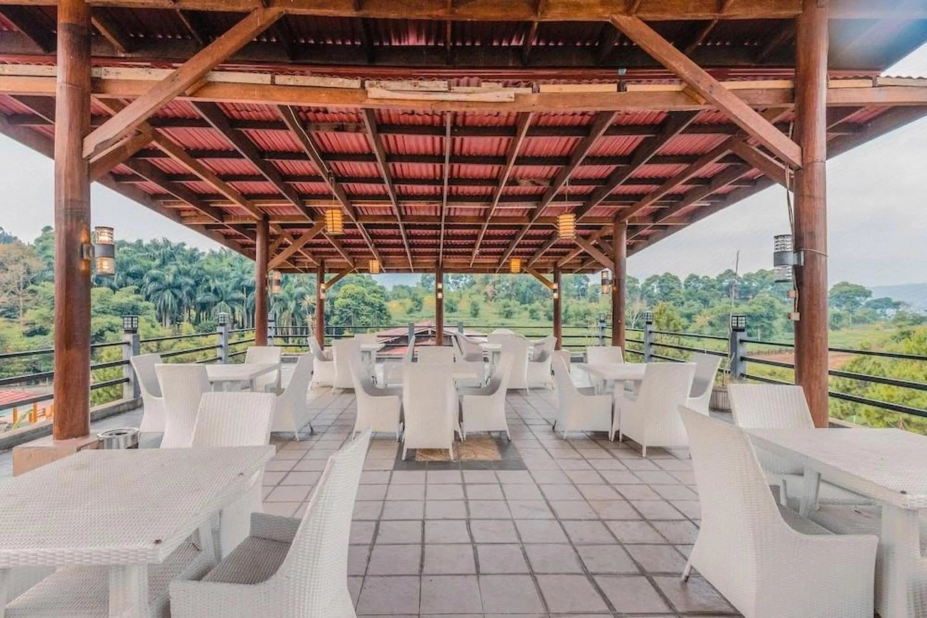 Restaurant/places to eat in Hotel O Bogor Puncak Near Padang Golf Bukit Pelangi Formerly Gunung Geulis Village