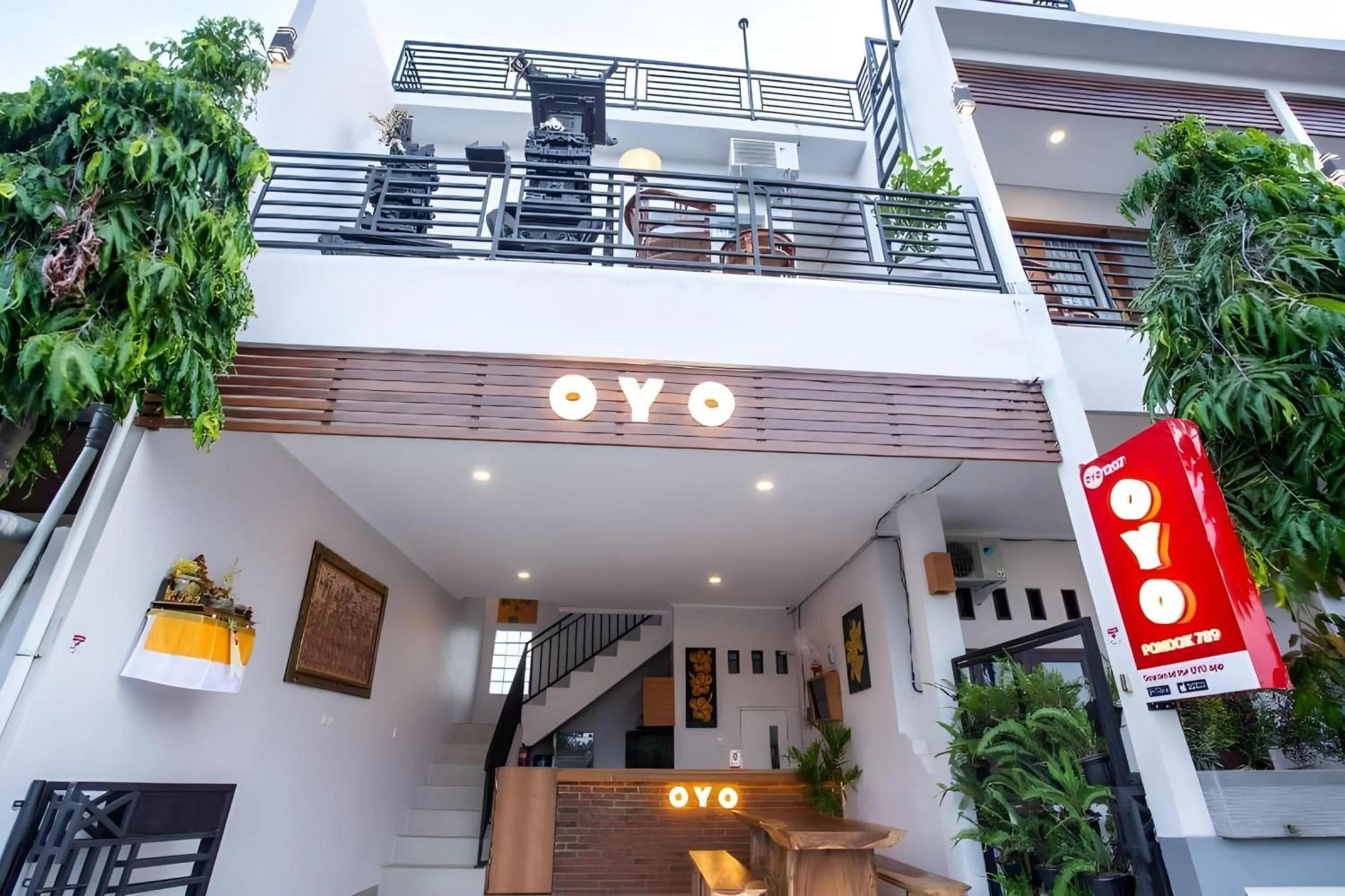 Photo of the whole room in Hotel O Pondok 789 Near Canggu Echo beach