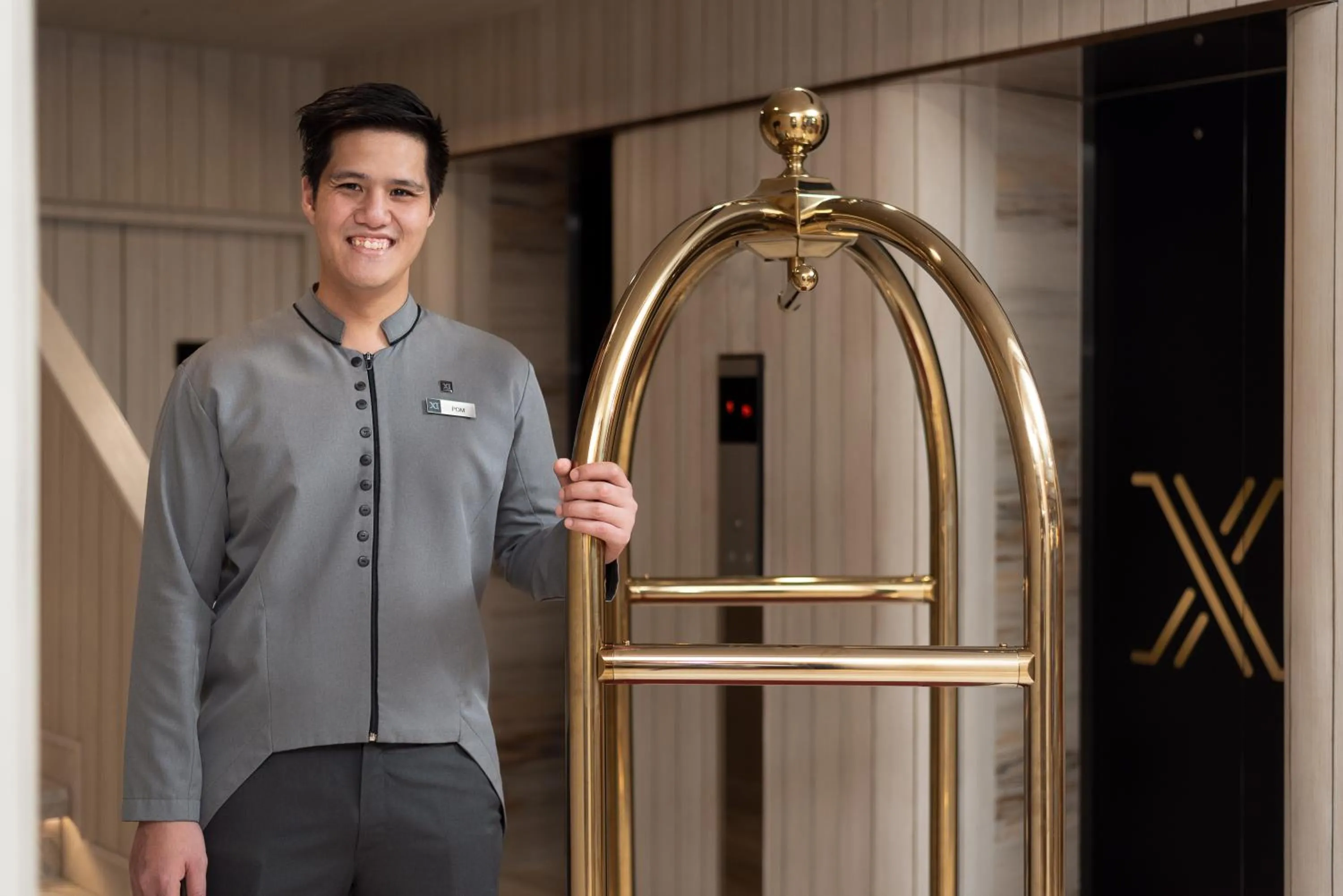 Staff in Eleven Hotel Bangkok Sukhumvit 11