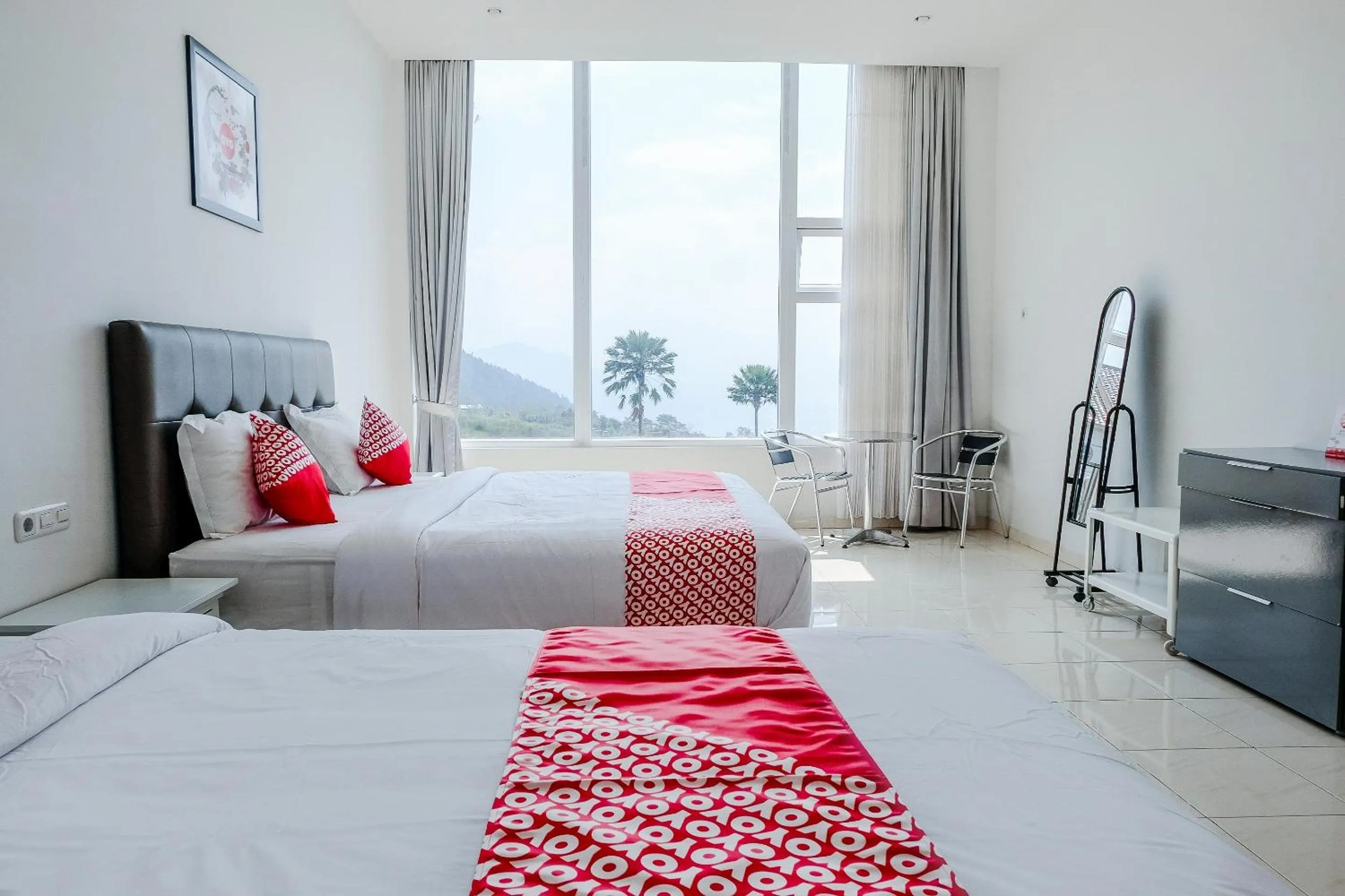 Bedroom, Bed in Hotel O Batu near Jatim Park formerly Villa Bukit Panderman Residence