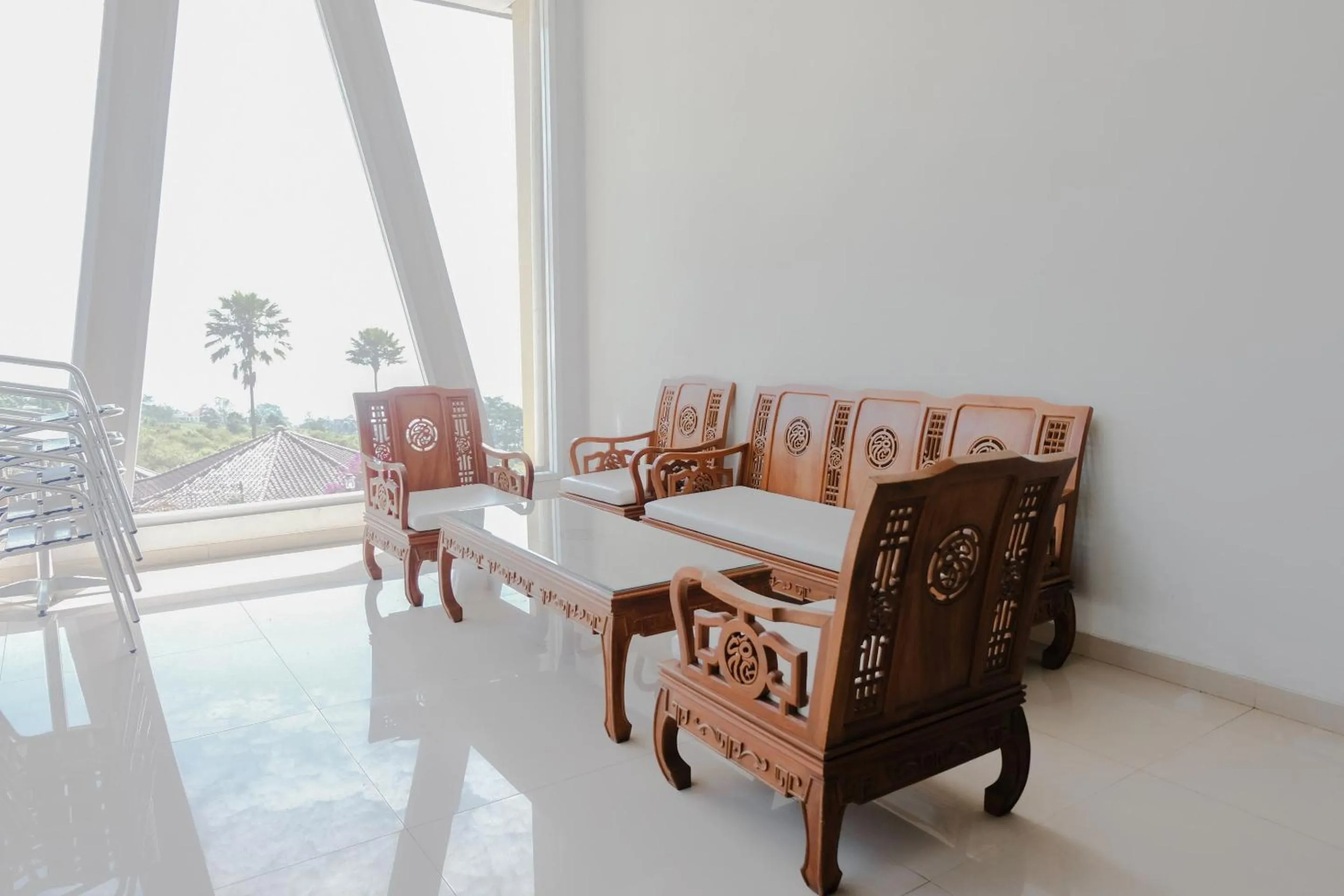 Lobby or reception in Hotel O Batu near Jatim Park formerly Villa Bukit Panderman Residence