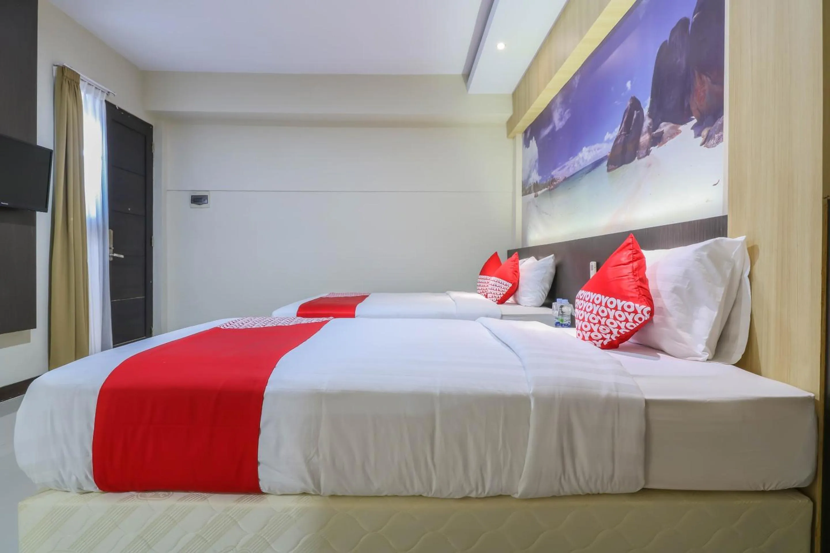 Photo of the whole room in Hotel O Kuta Near Sunset Road Formerly Balitone Residence