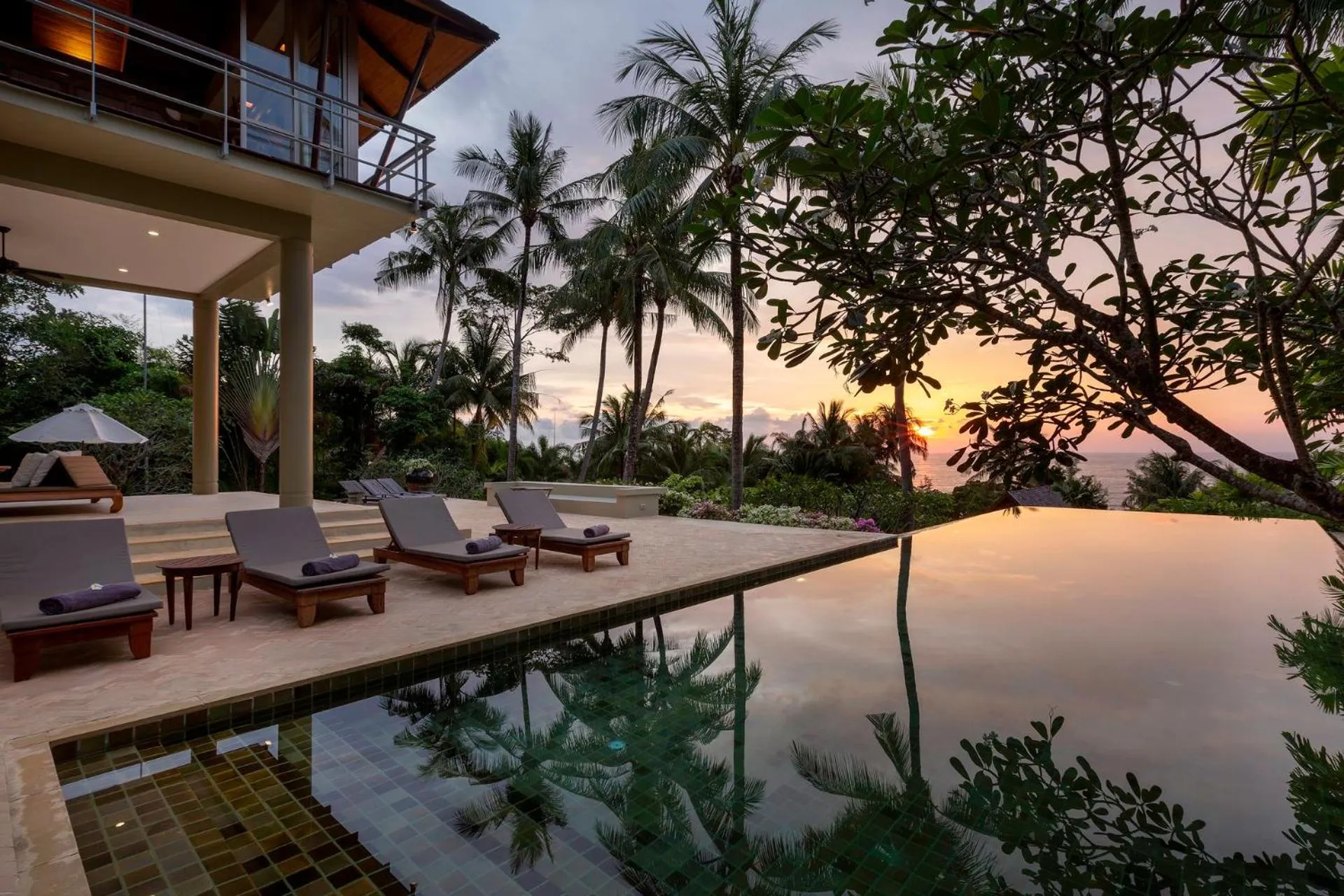 Property building in Villa Praison