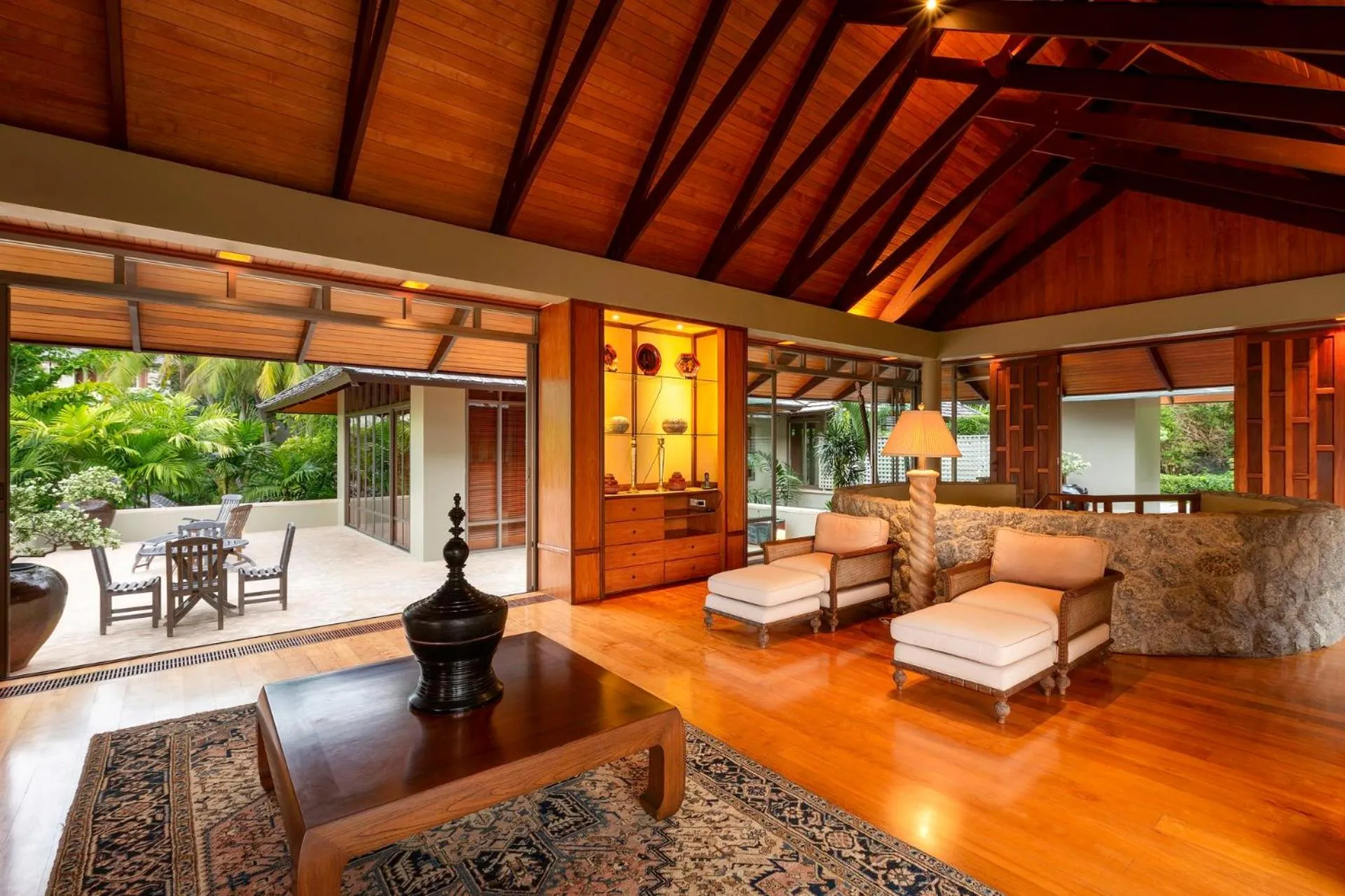 Day in Villa Praison