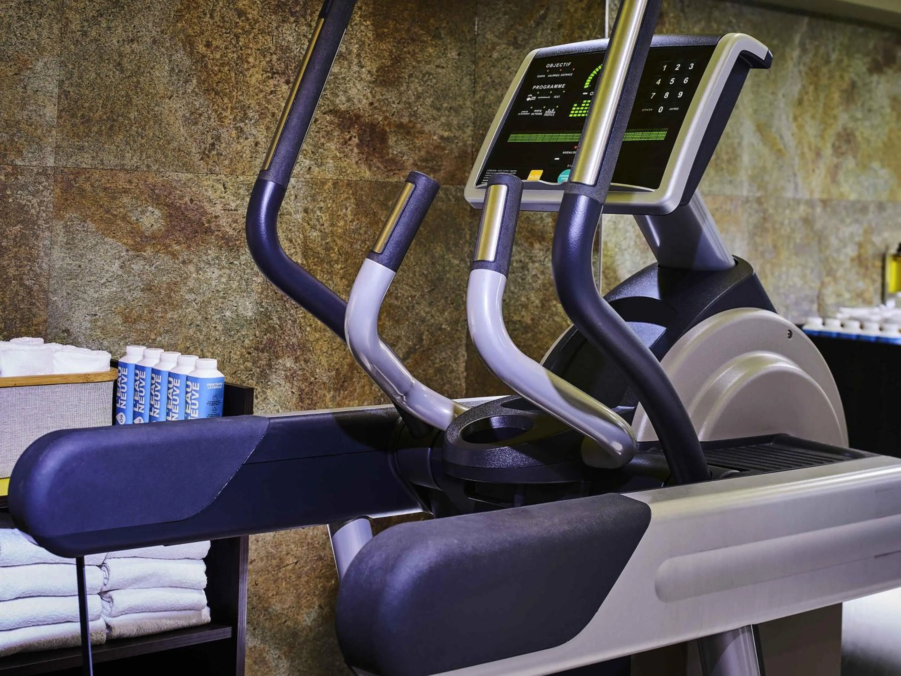 Fitness centre/facilities in Mercure Paris Gare De Lyon TGV