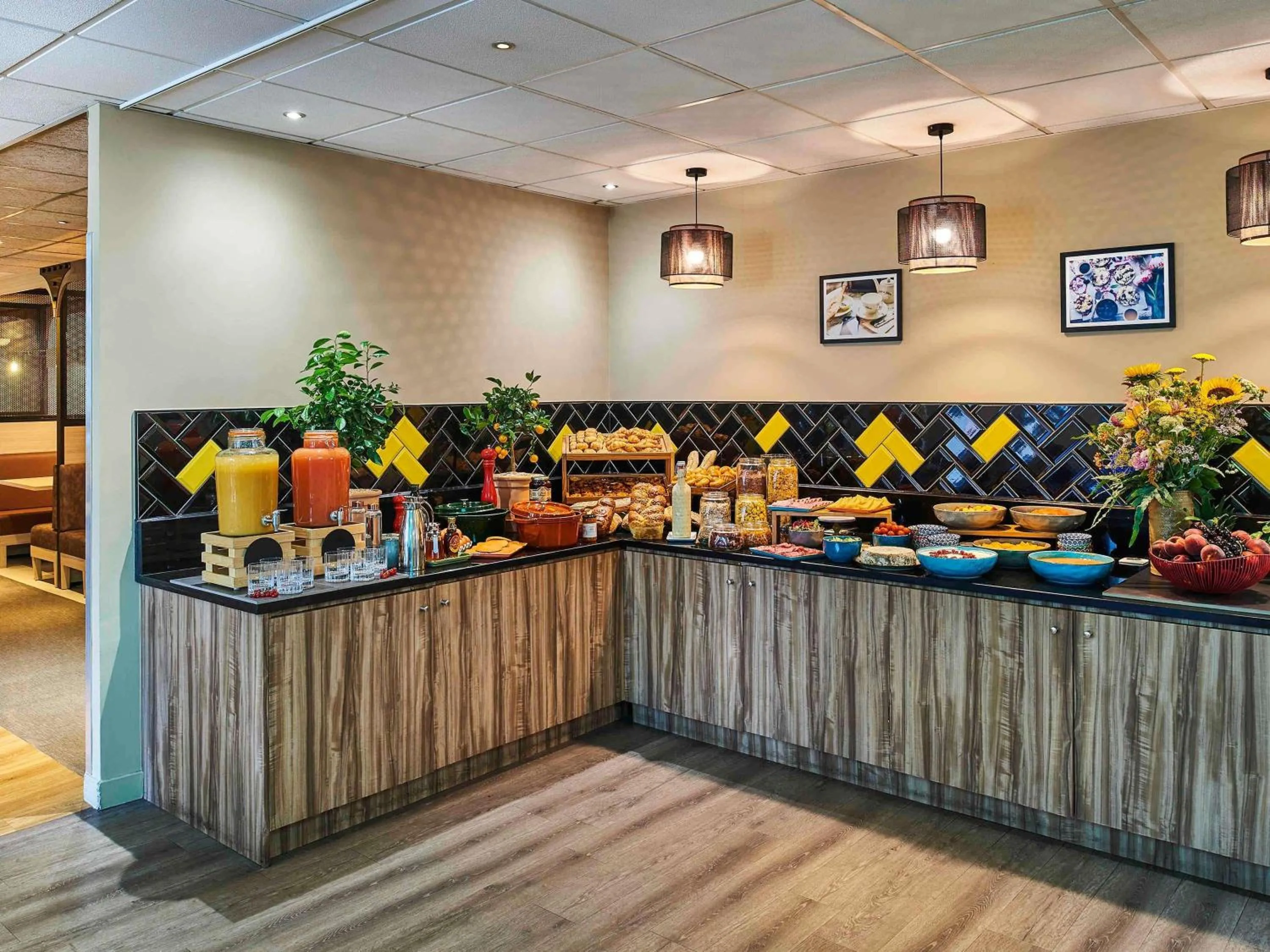 Breakfast in Mercure Paris Gare De Lyon TGV