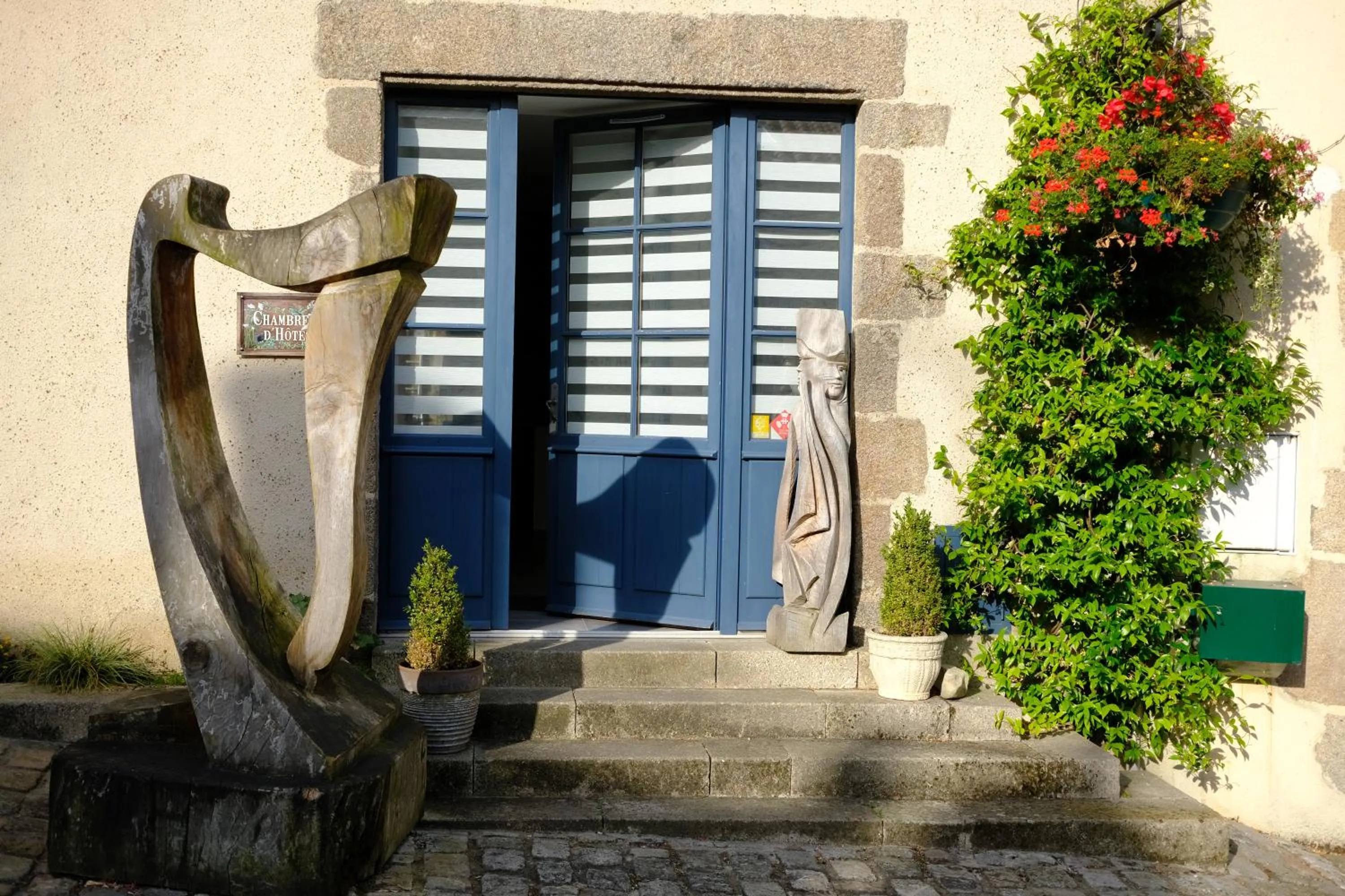 Property building in La maison du sculpteur à Tiffauges proche Puy du F