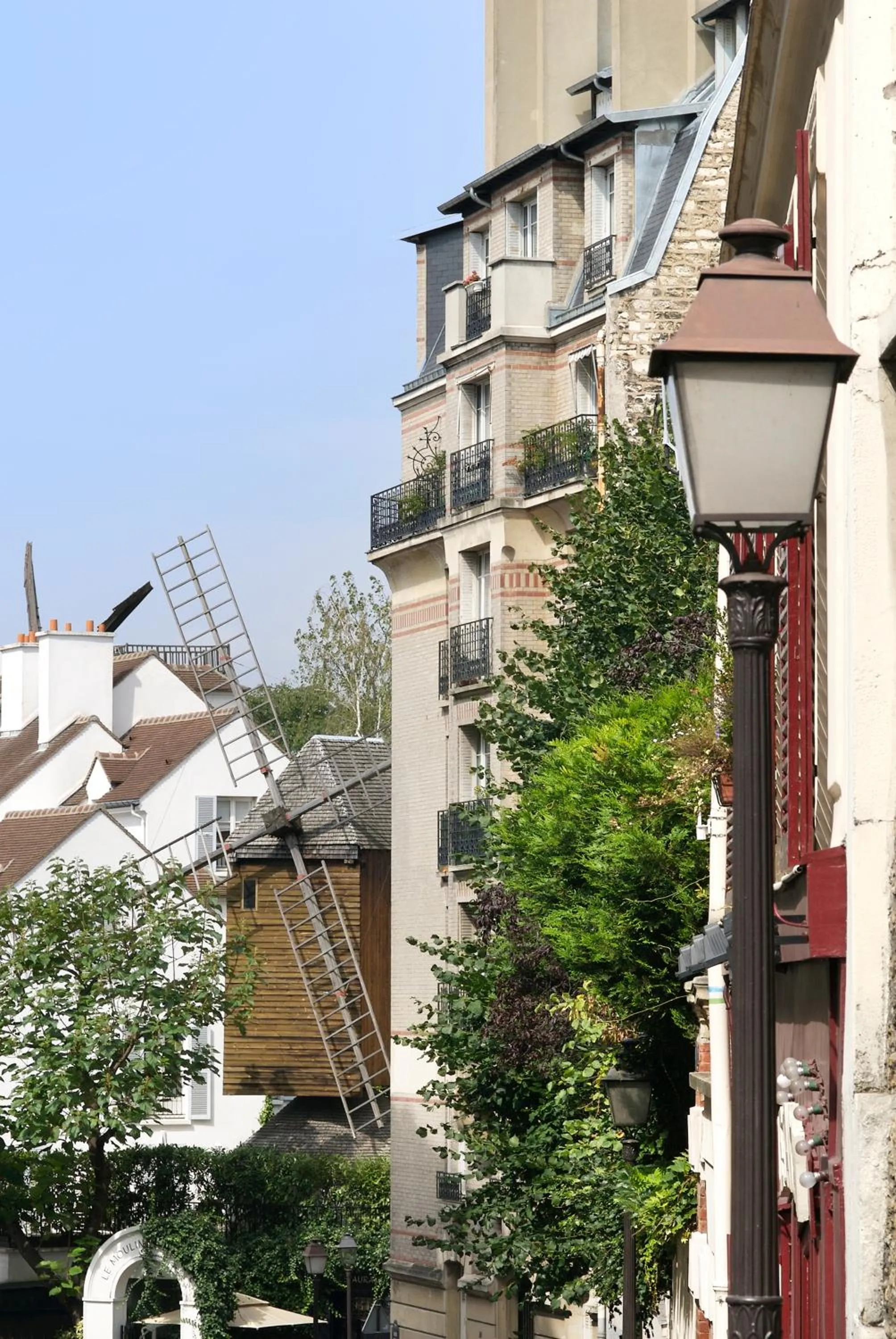 Nearby landmark in Mercure Paris Montmartre Sacré Coeur