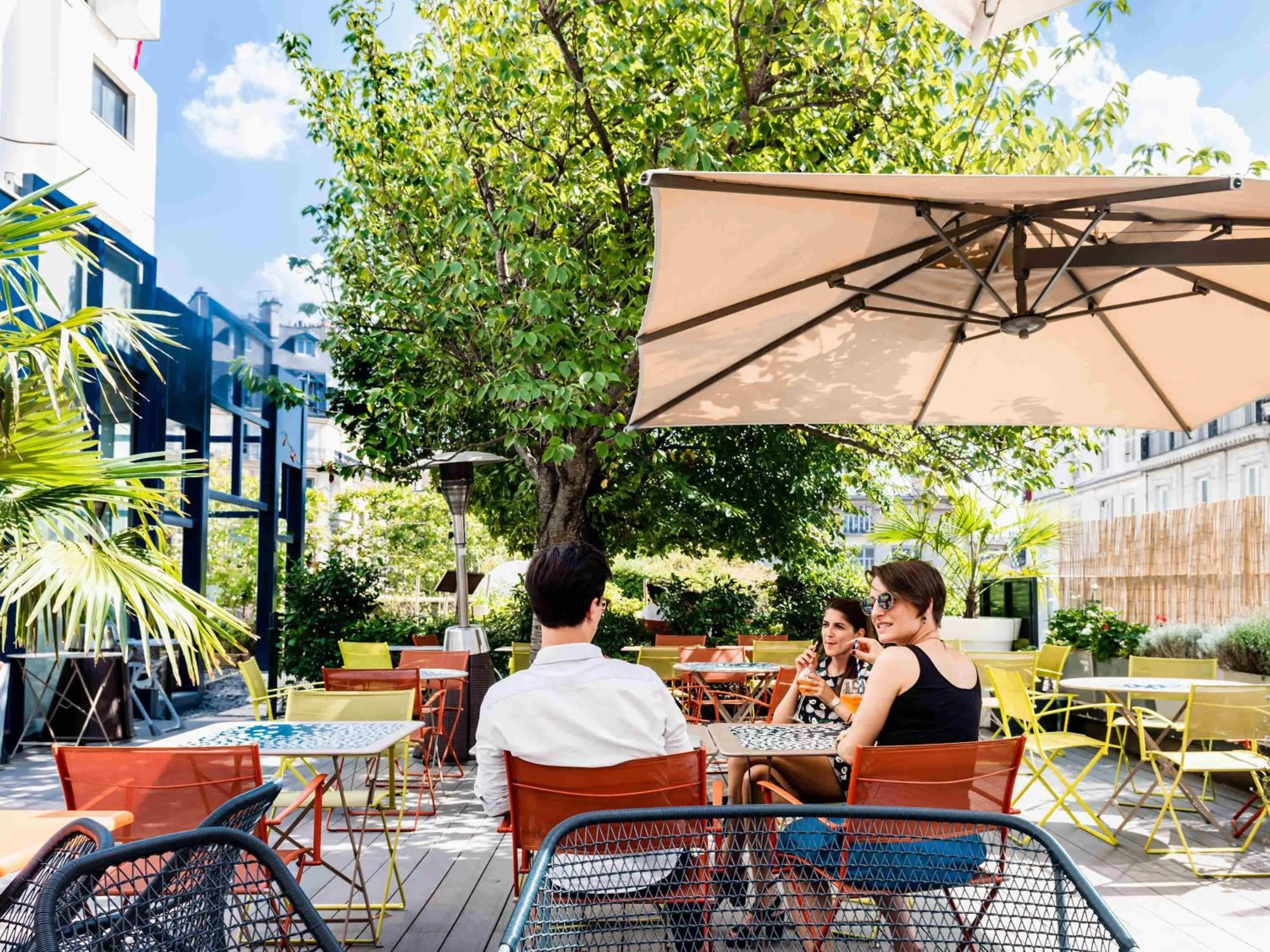 Restaurant/places to eat in Mercure Paris Montmartre Sacré Coeur
