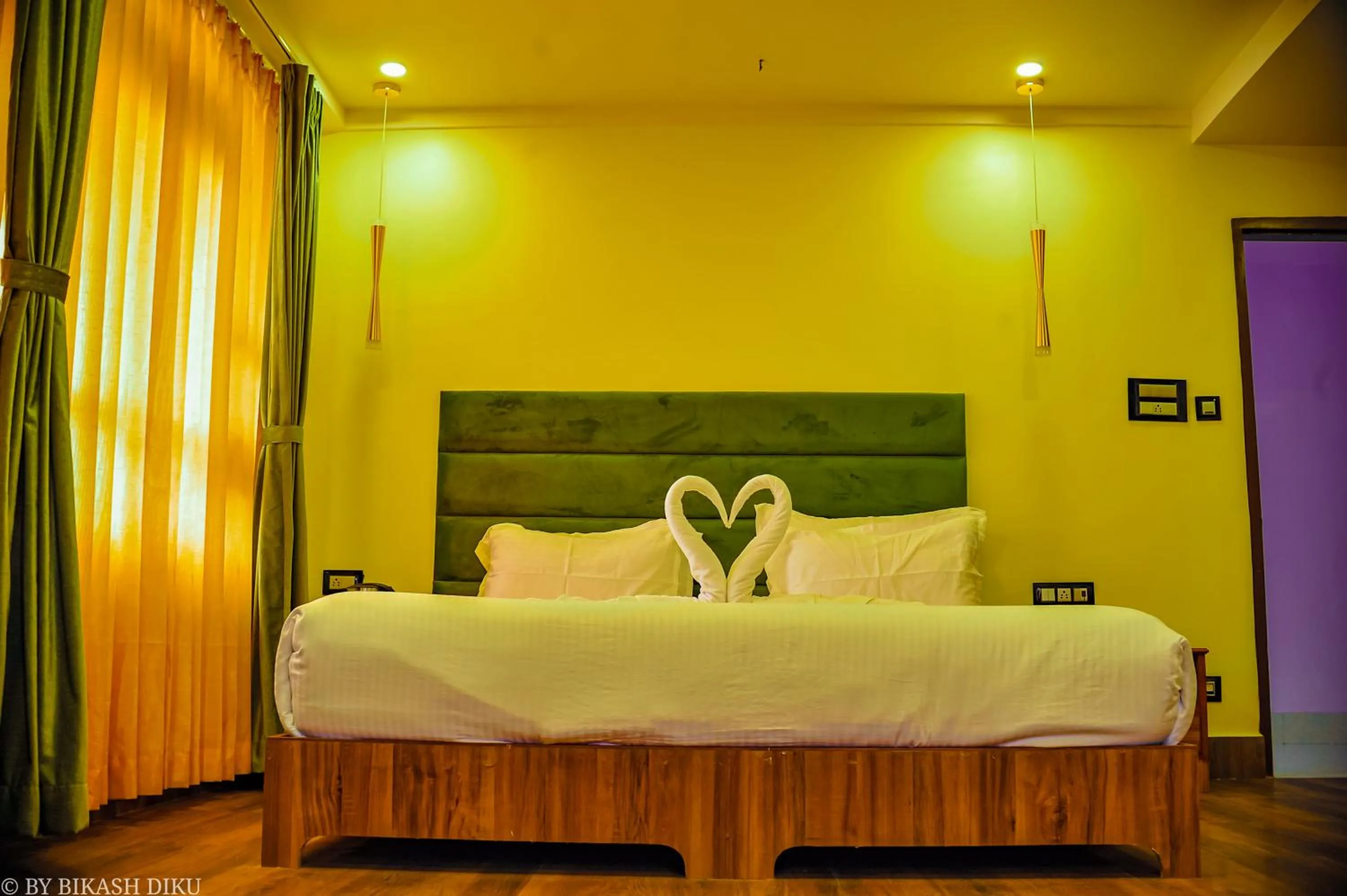 Bed in Golden Kuensel Resort & Spa