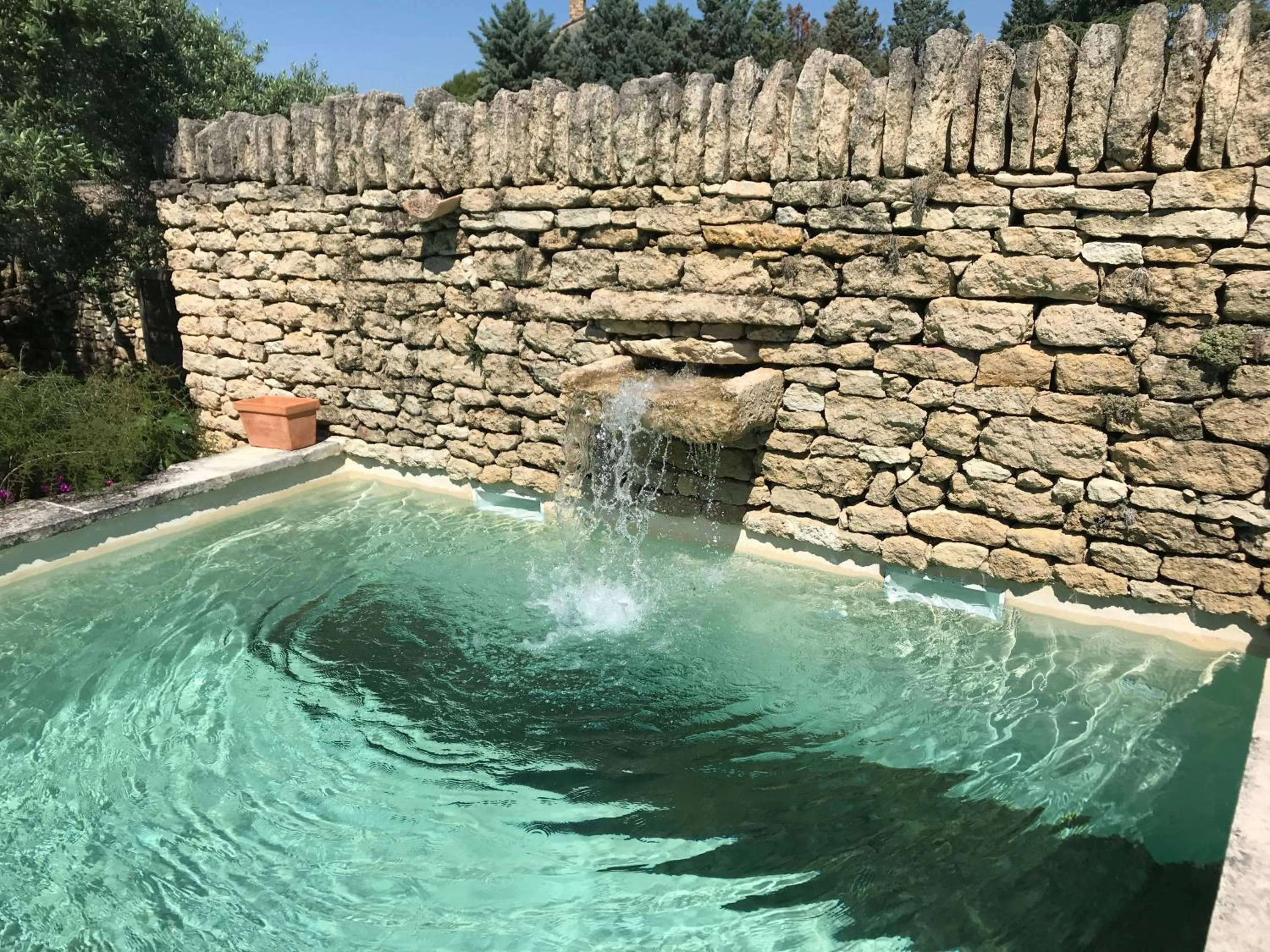 Swimming pool in Le Moulin des Sources