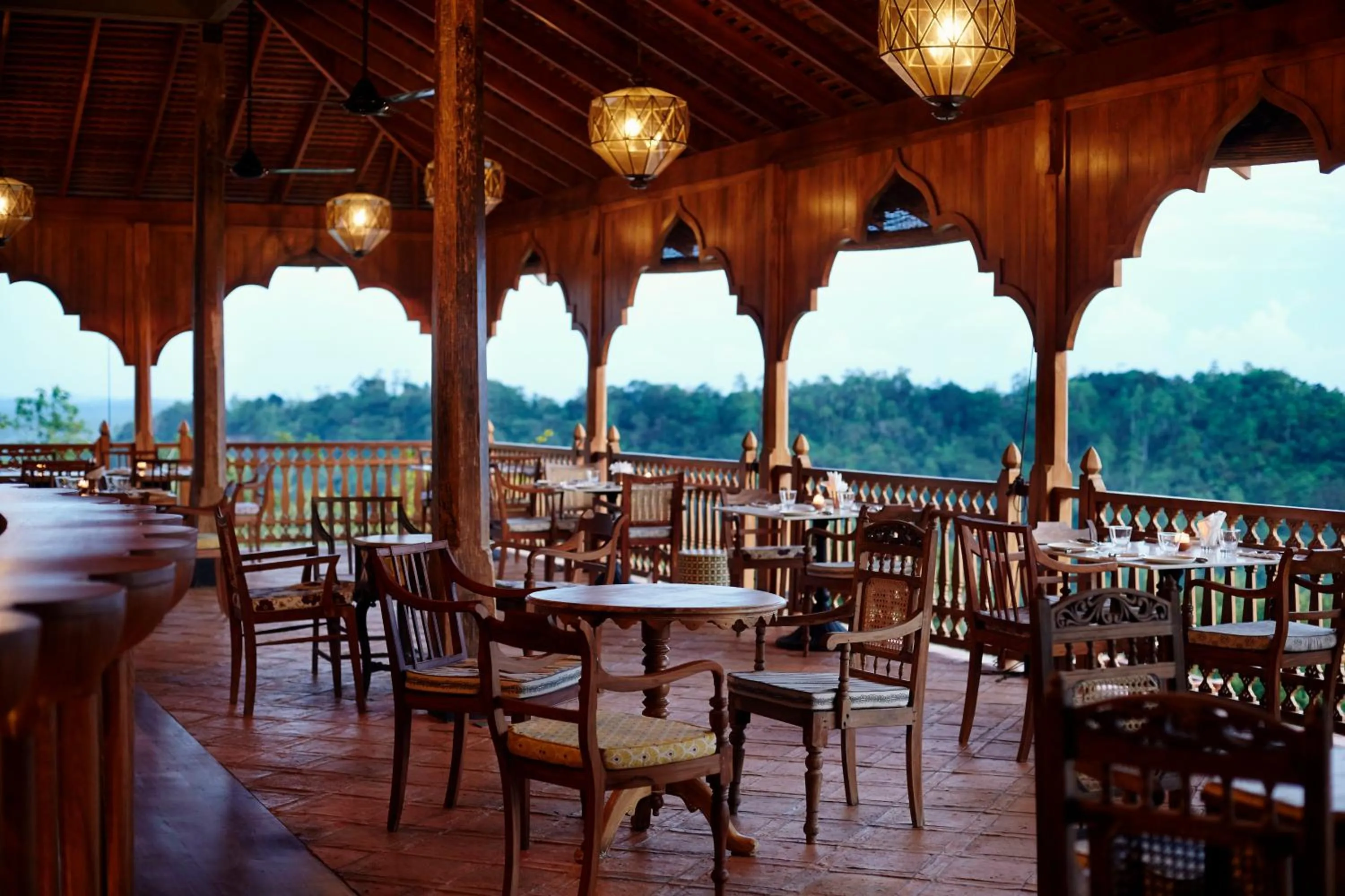Restaurant/places to eat in Malabar Hill
