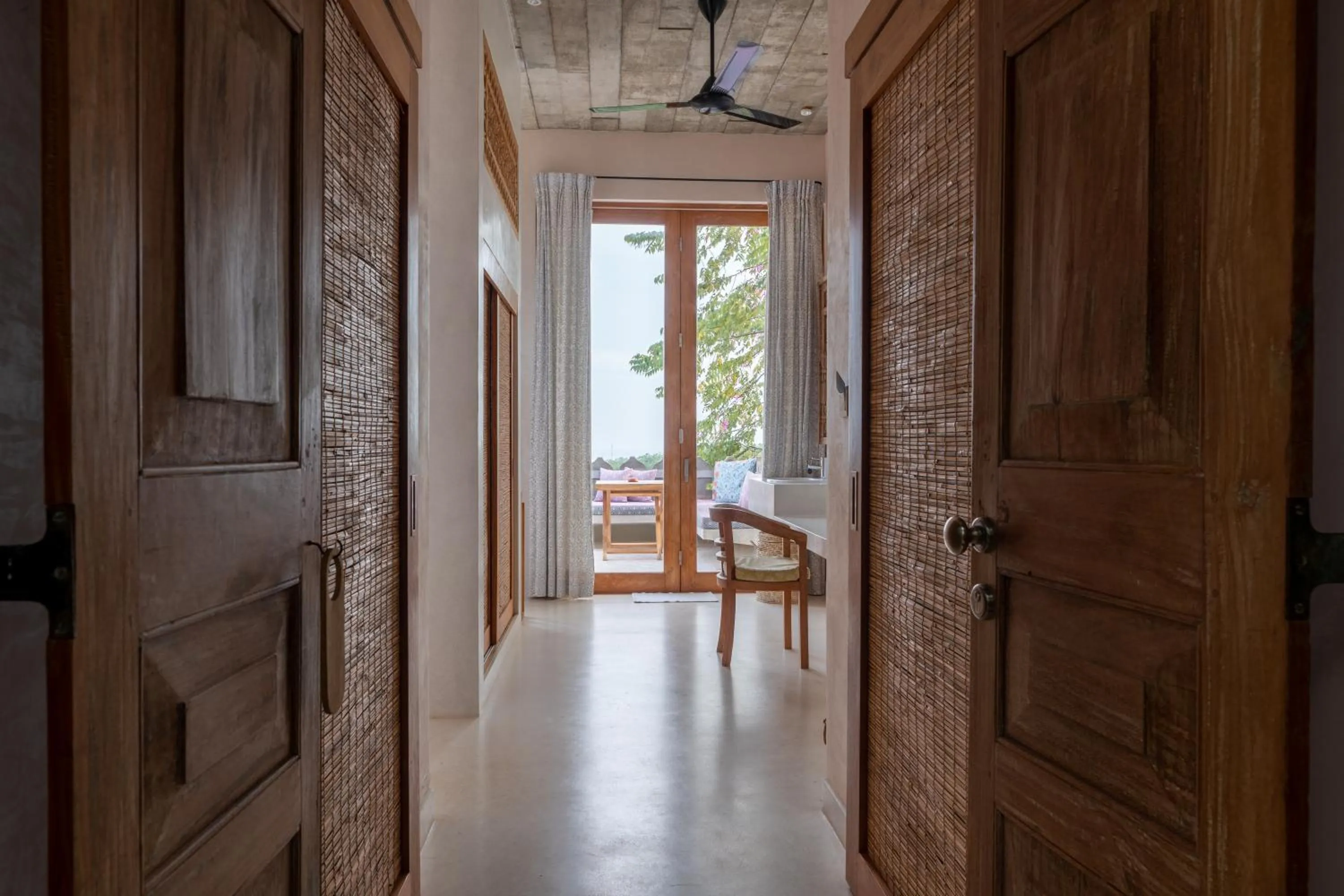 Bedroom in Malabar Hill