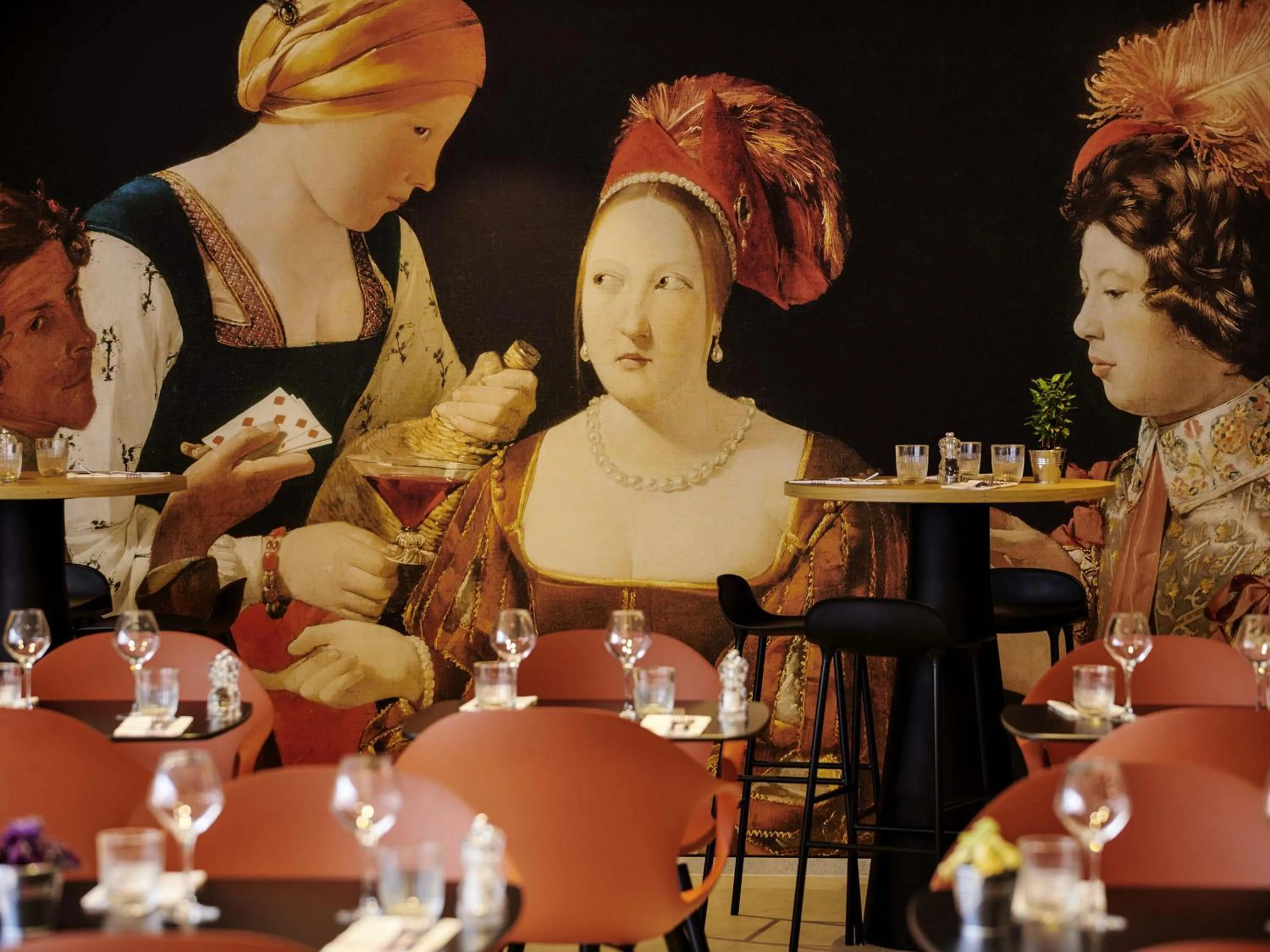 Restaurant/places to eat in Mercure Paris La Défense