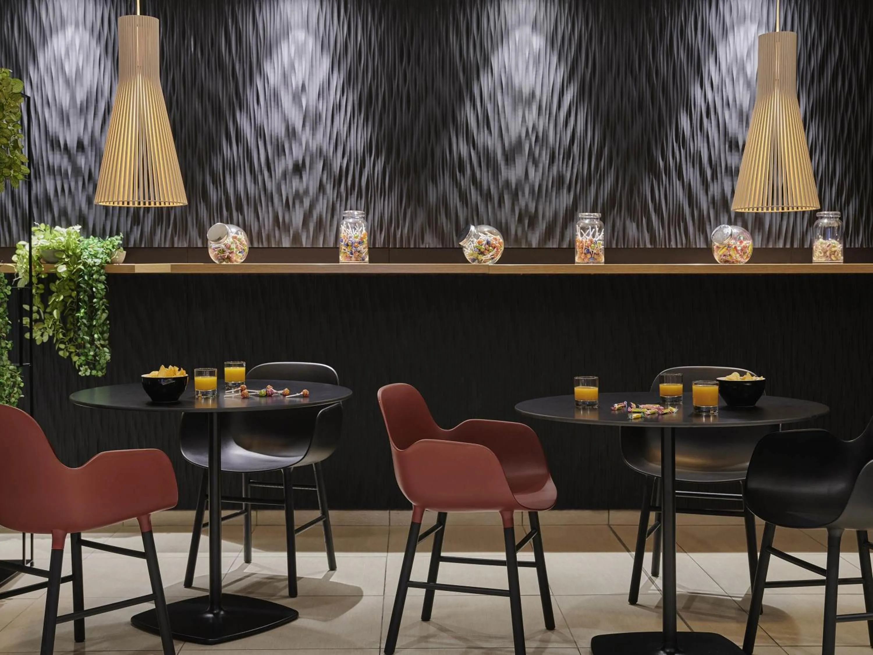 Meeting/conference room in Mercure Paris La Défense