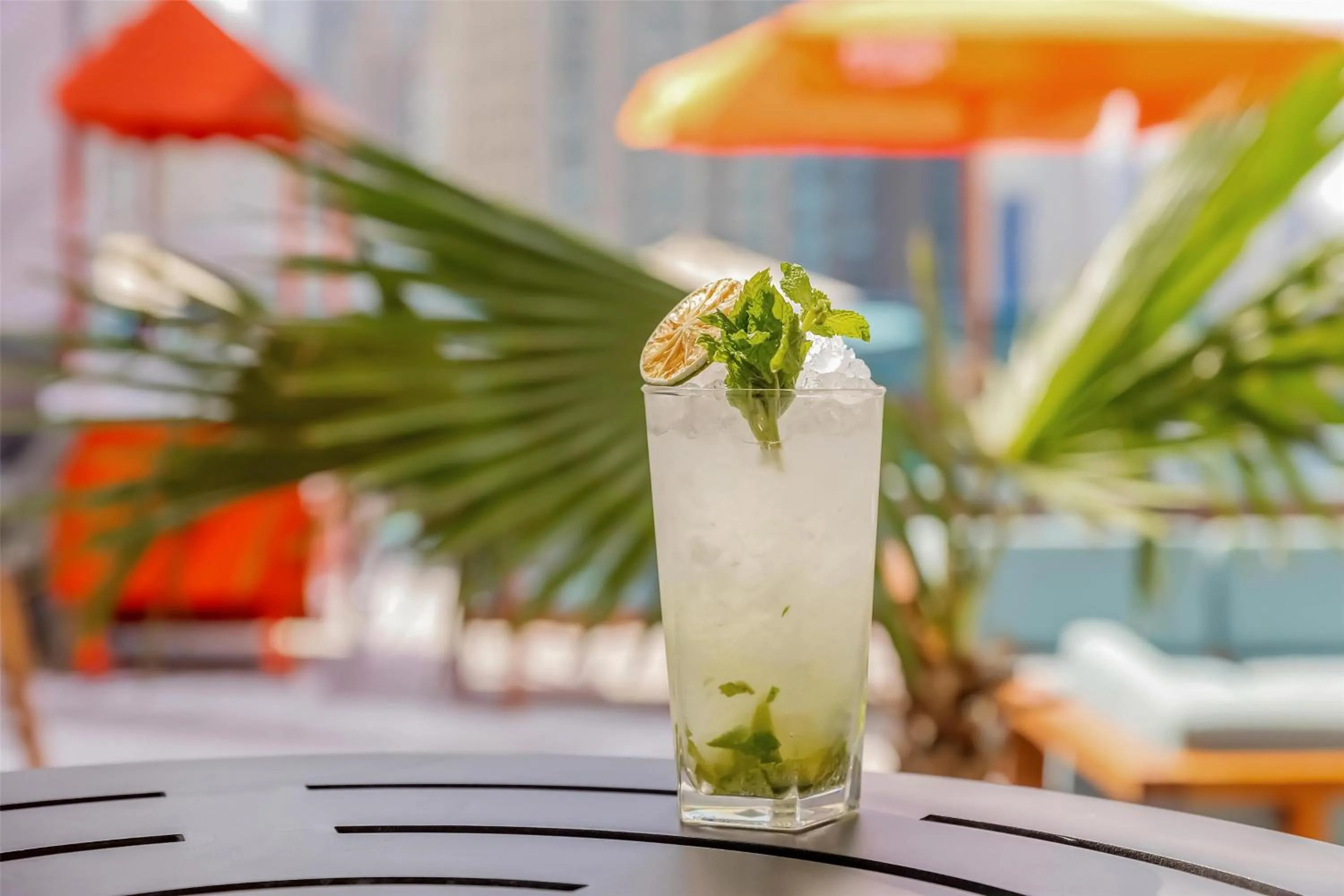 Lounge or bar in Radisson Blu Hotel, Dubai Canal View