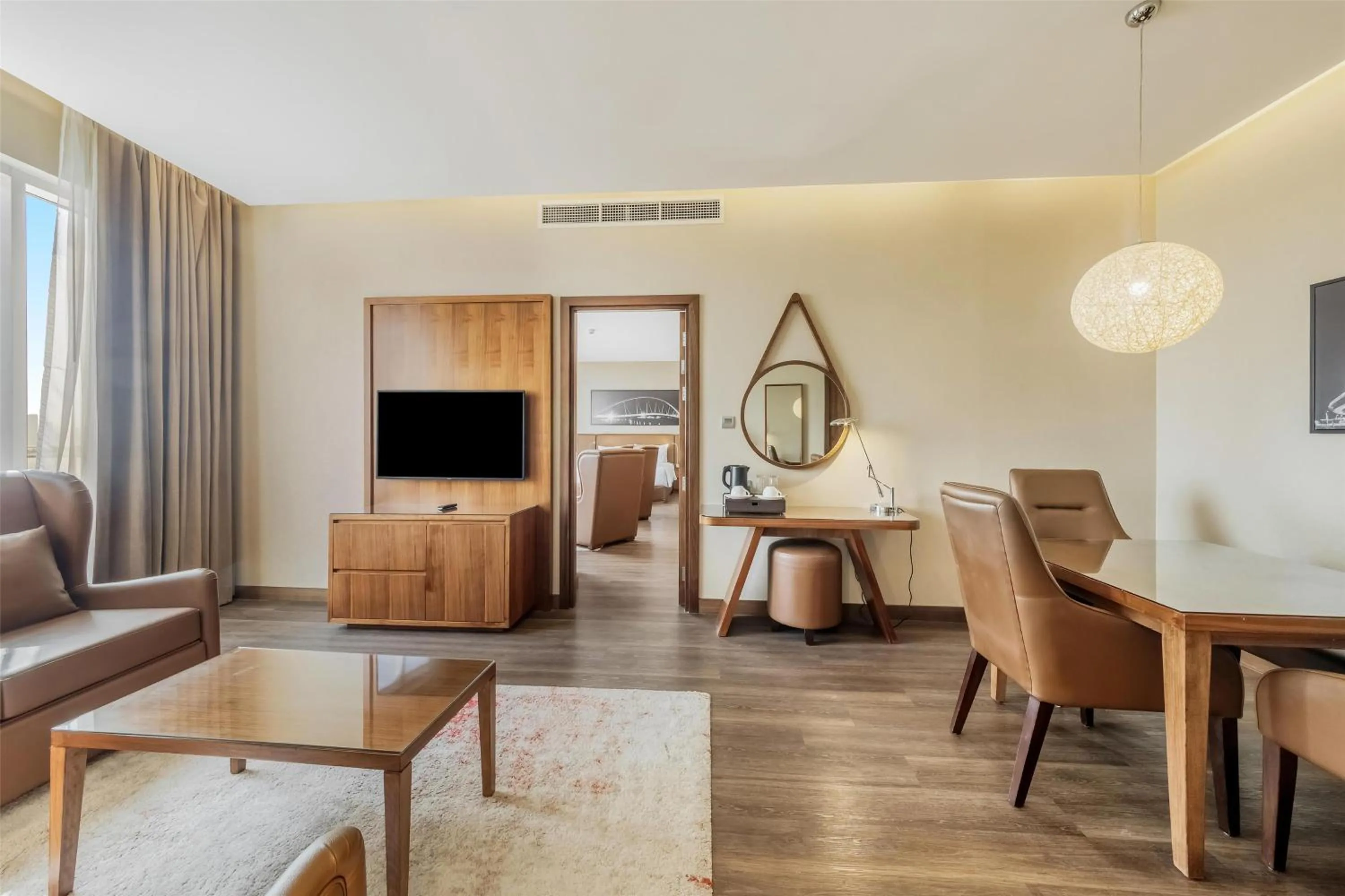 Photo of the whole room in Radisson Blu Hotel, Dubai Canal View