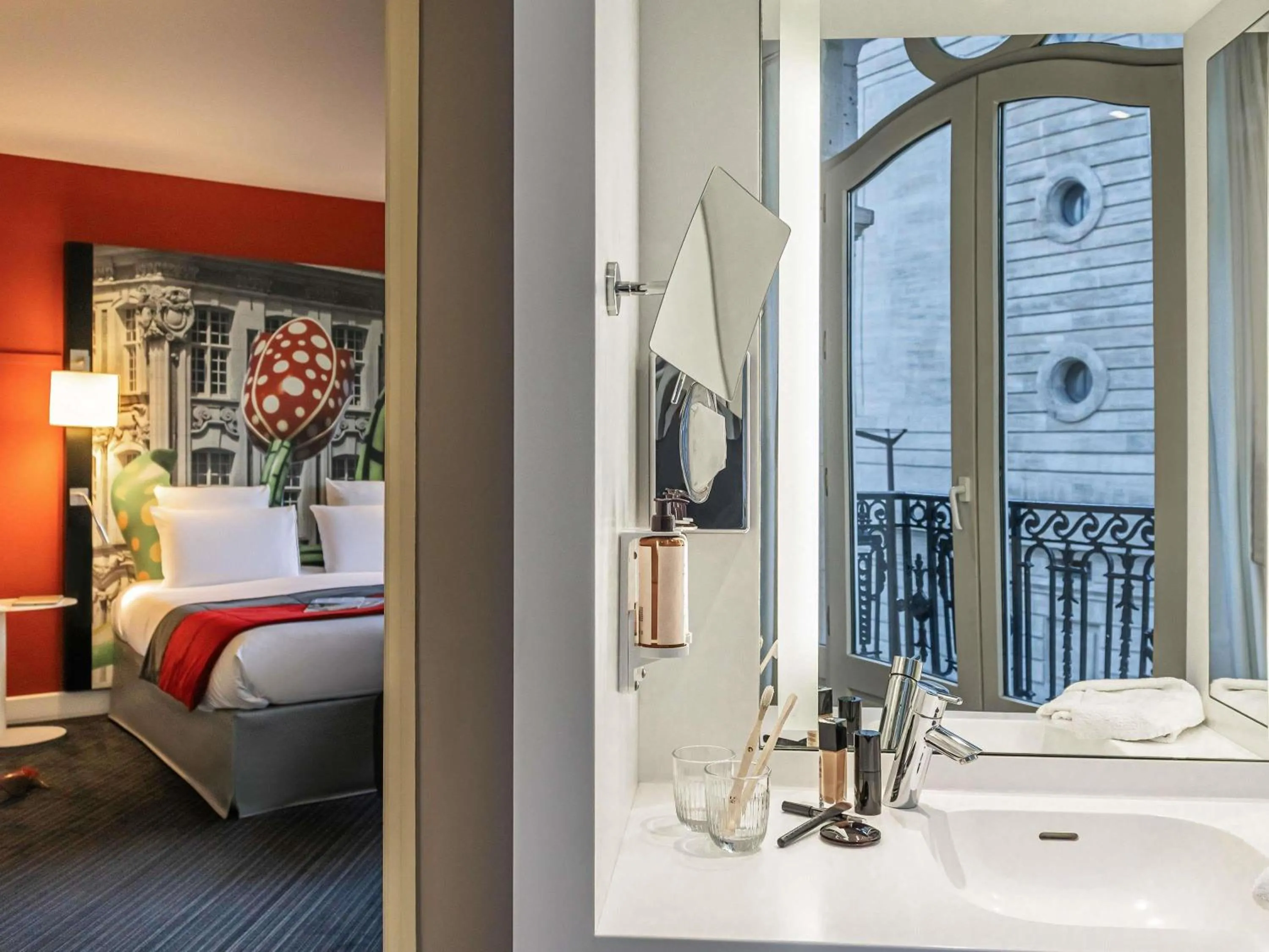 Bedroom, Bed in Mercure Lille Centre Grand Place