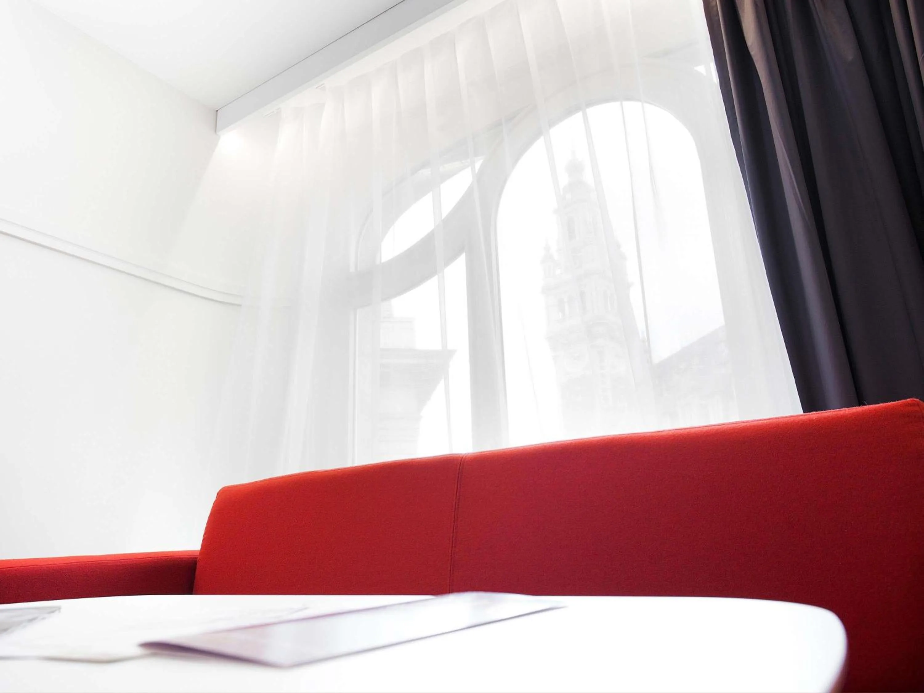 Bedroom in Mercure Lille Centre Grand Place