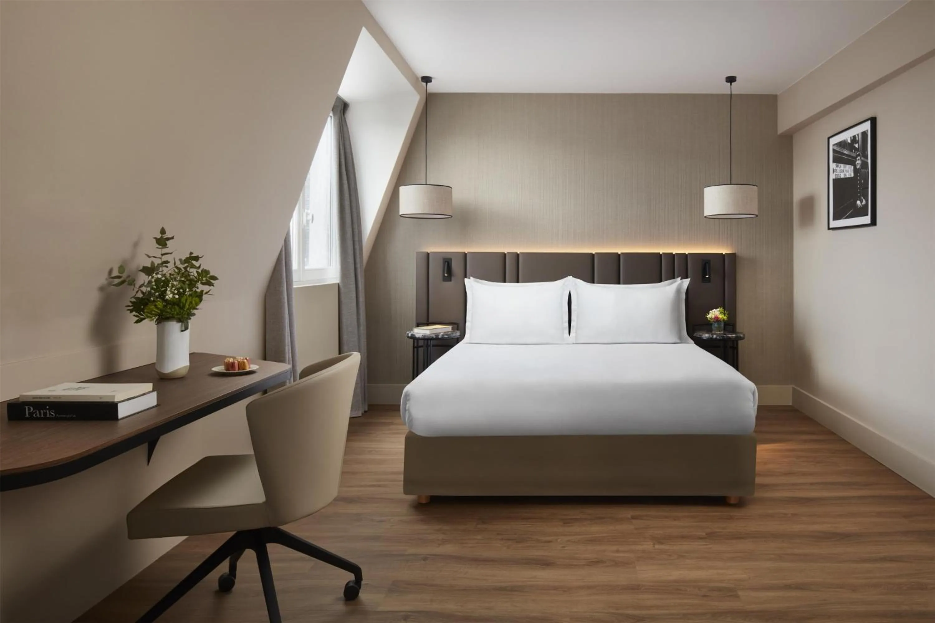 Bedroom, Bed in NH Paris Gare de l'Est