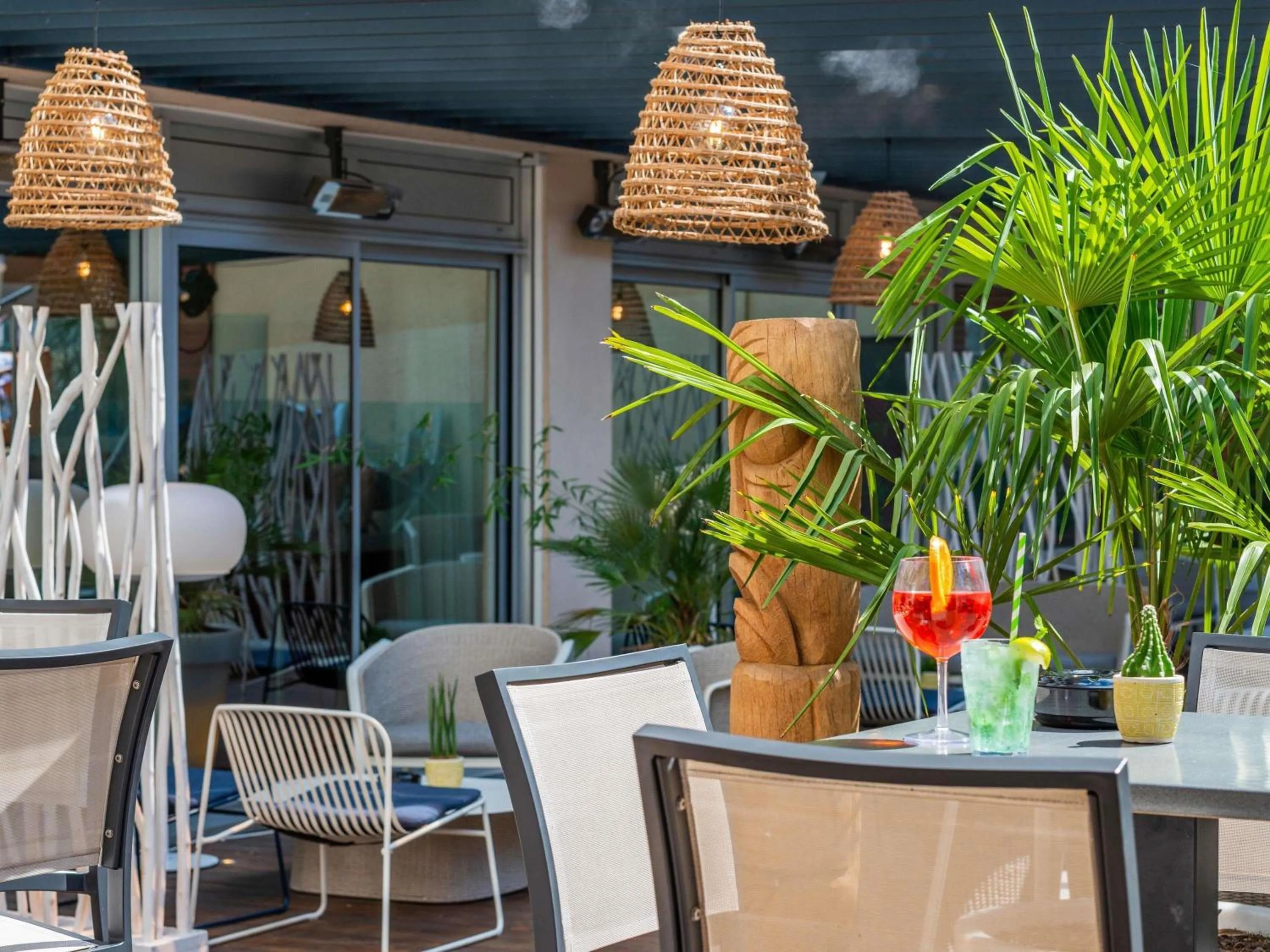 Lounge or bar in Mercure Toulouse Centre Saint-Georges