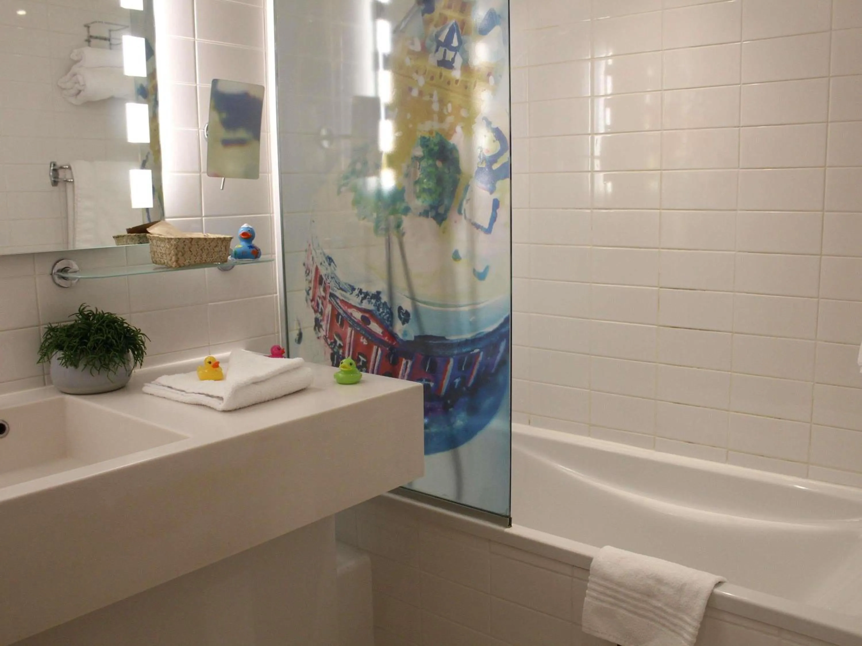 Bedroom in Mercure Toulouse Centre Saint-Georges