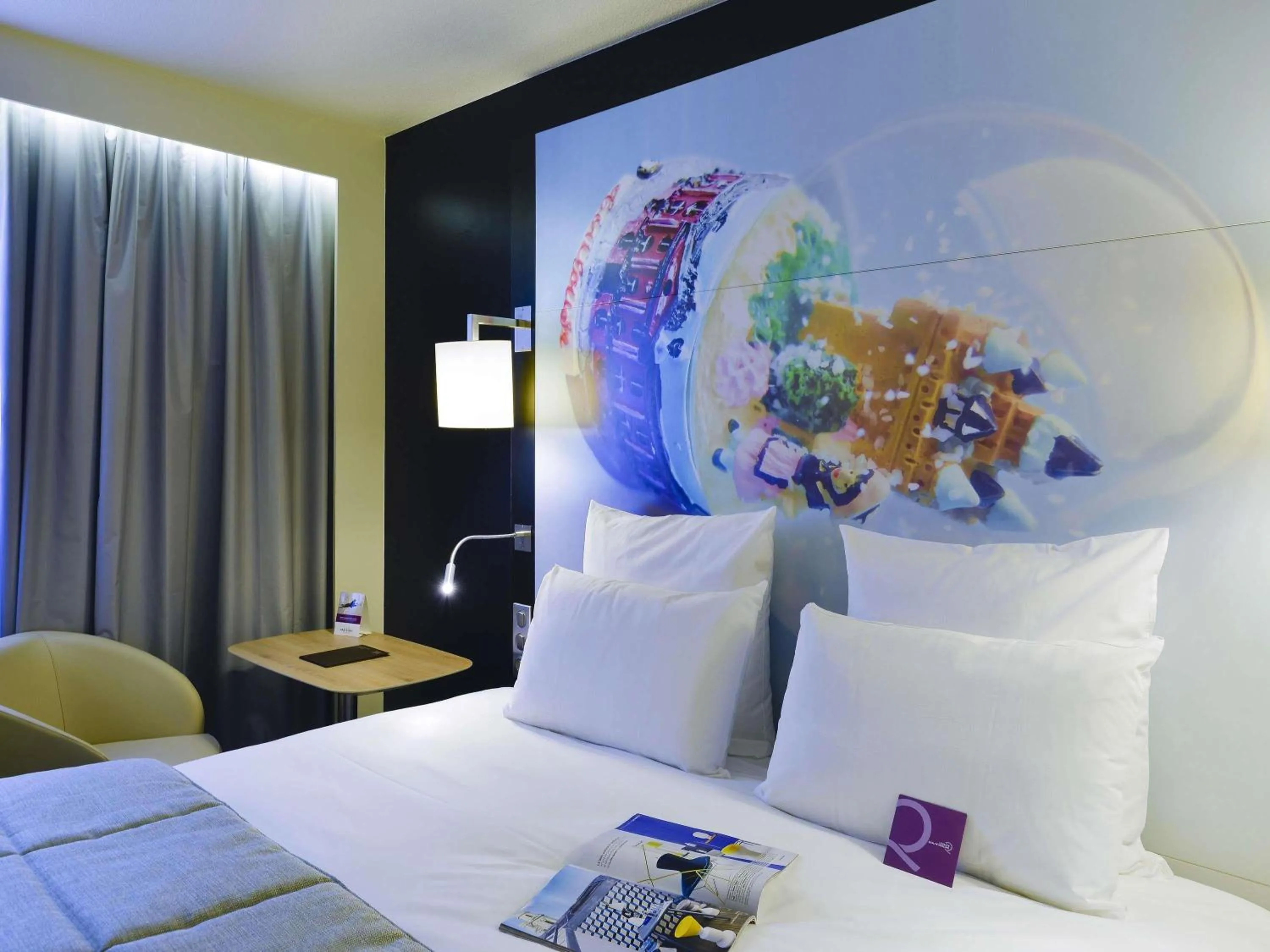 Bedroom, Bed in Mercure Toulouse Centre Saint-Georges