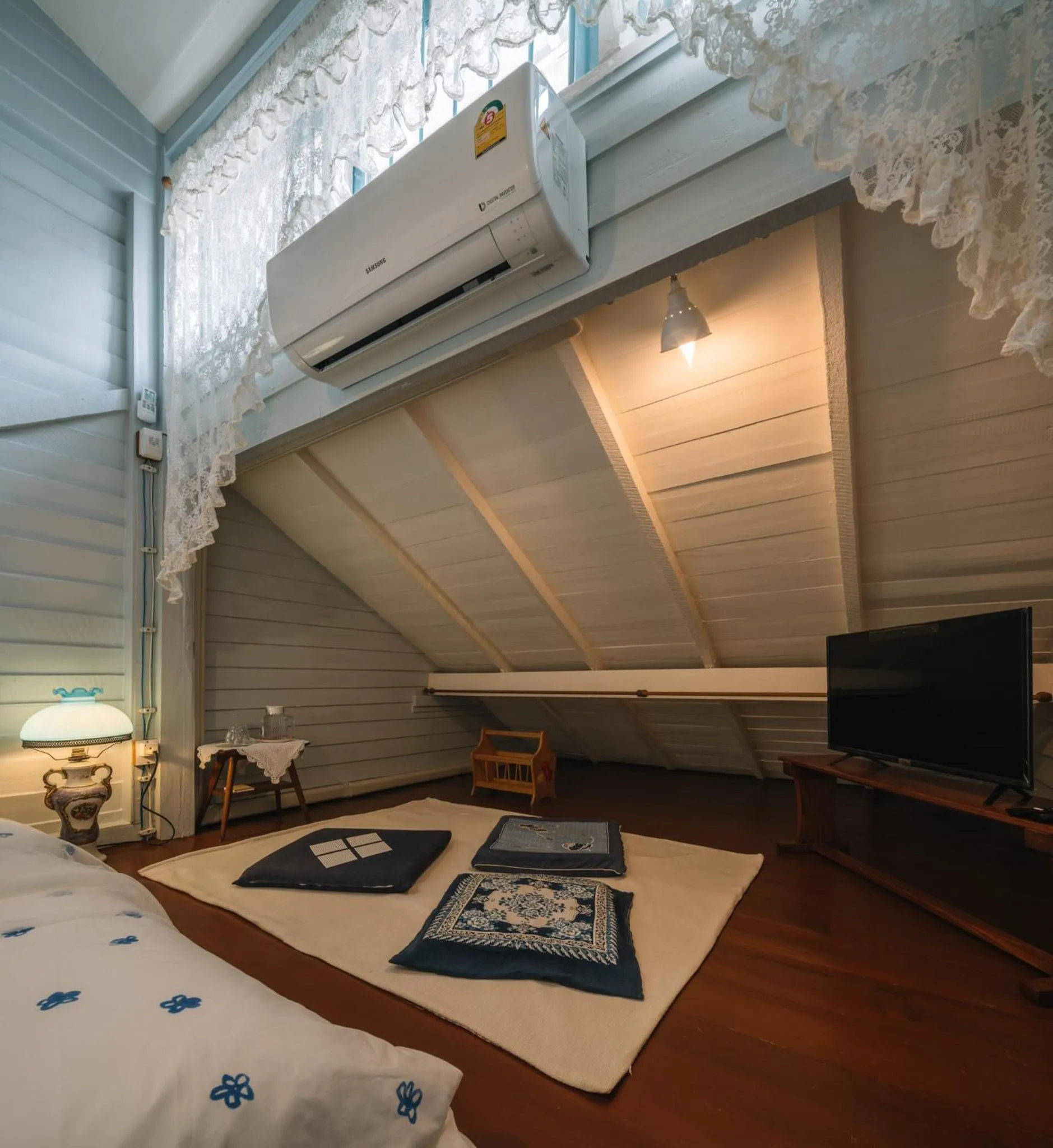 Bed in Lhong Yaowarat hostel