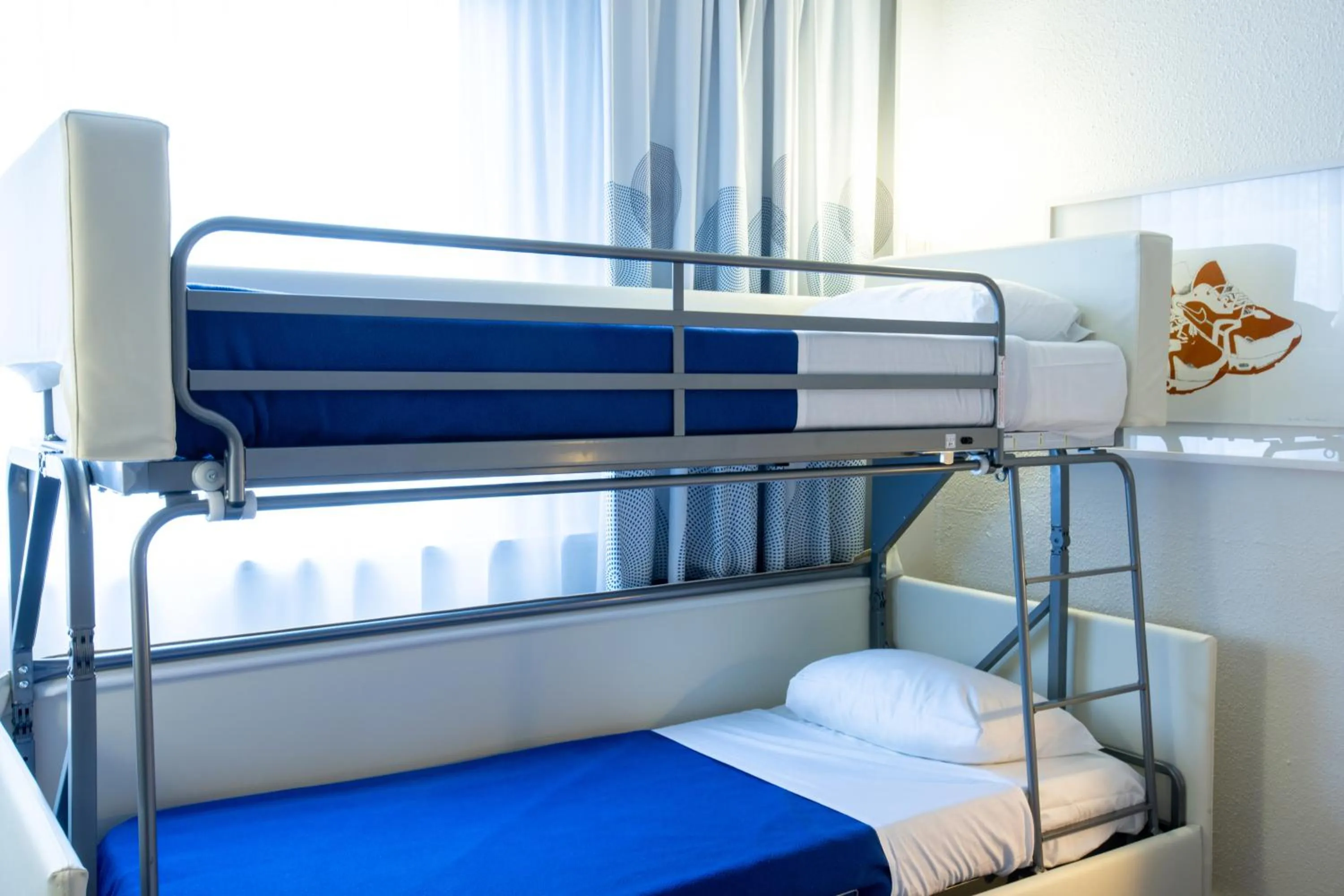 bunk bed, Bed in Novotel Mulhouse Bâle Fribourg