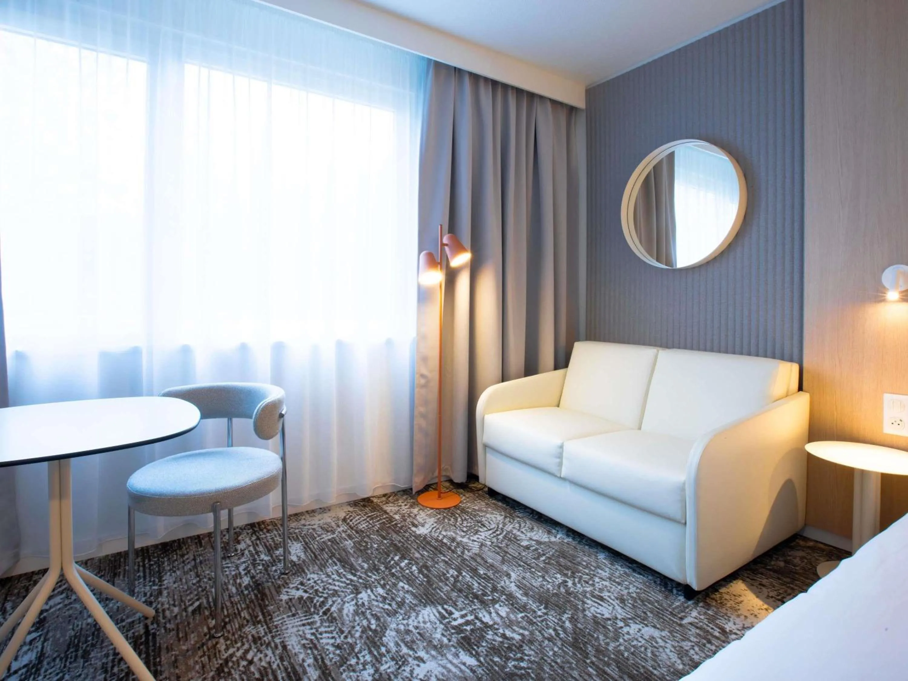 Bedroom in Novotel Mulhouse Bâle Fribourg