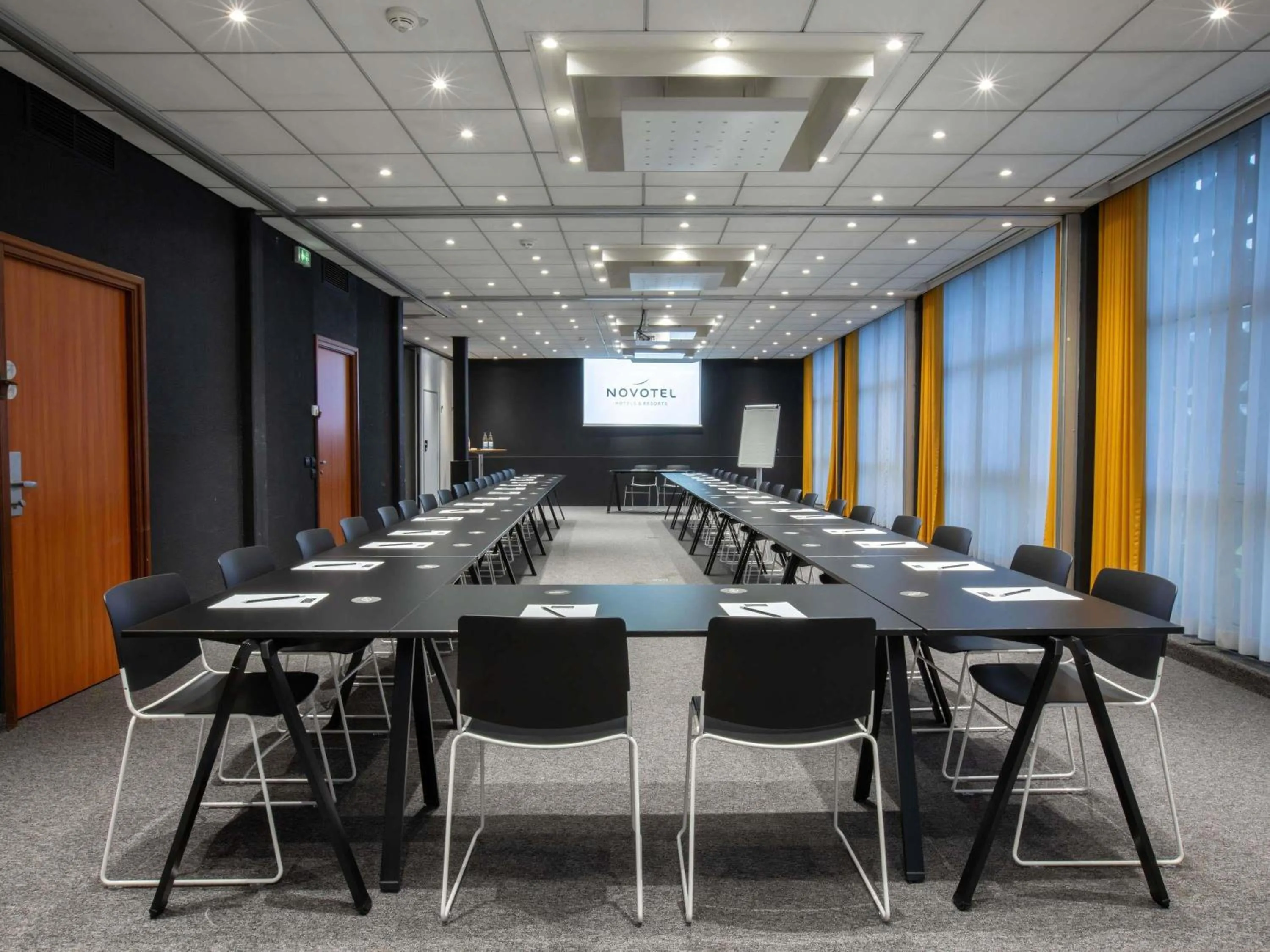 Meeting/conference room in Novotel Mulhouse Bâle Fribourg