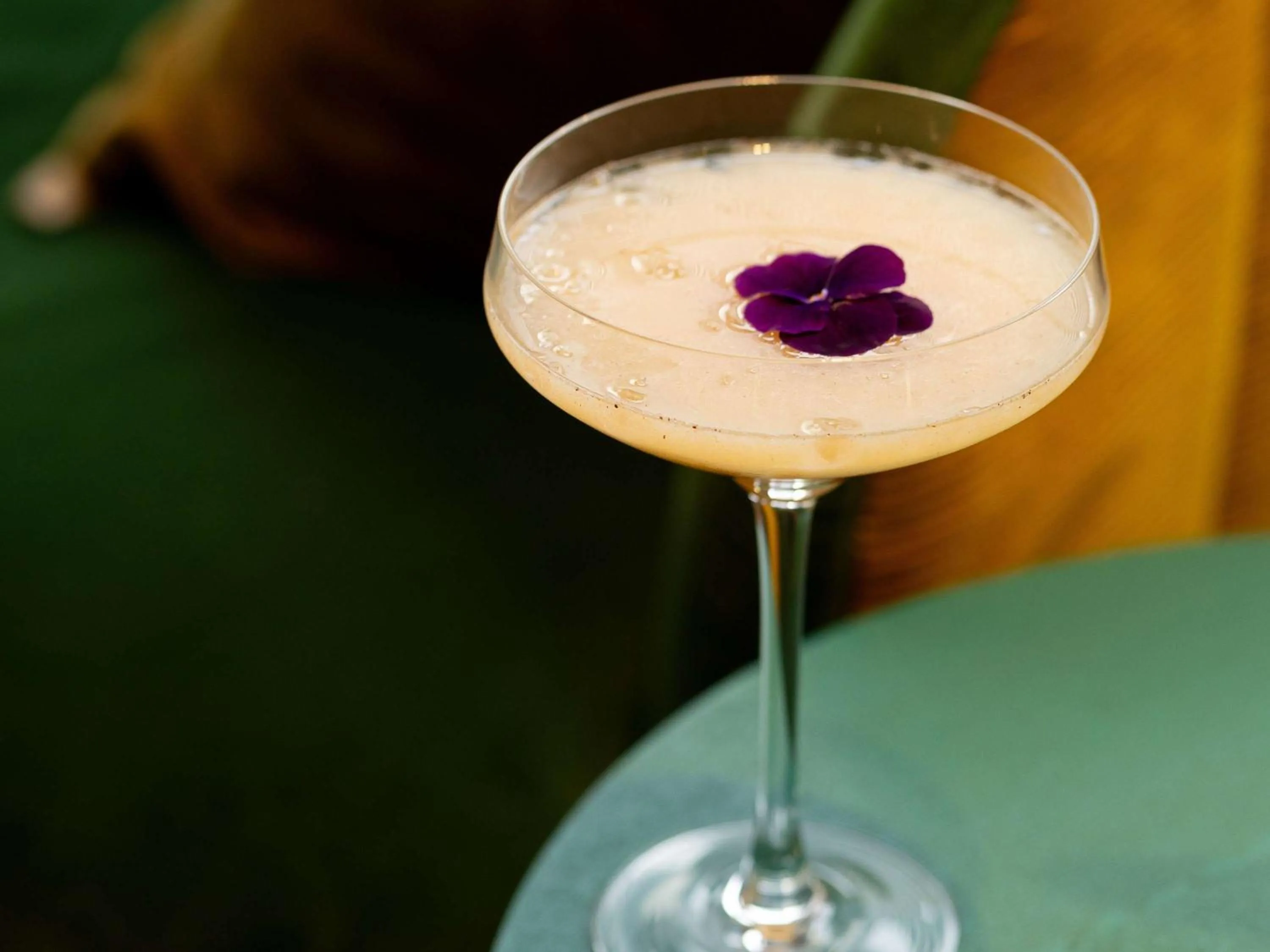 Restaurant/places to eat in Pullman Paris La Défense