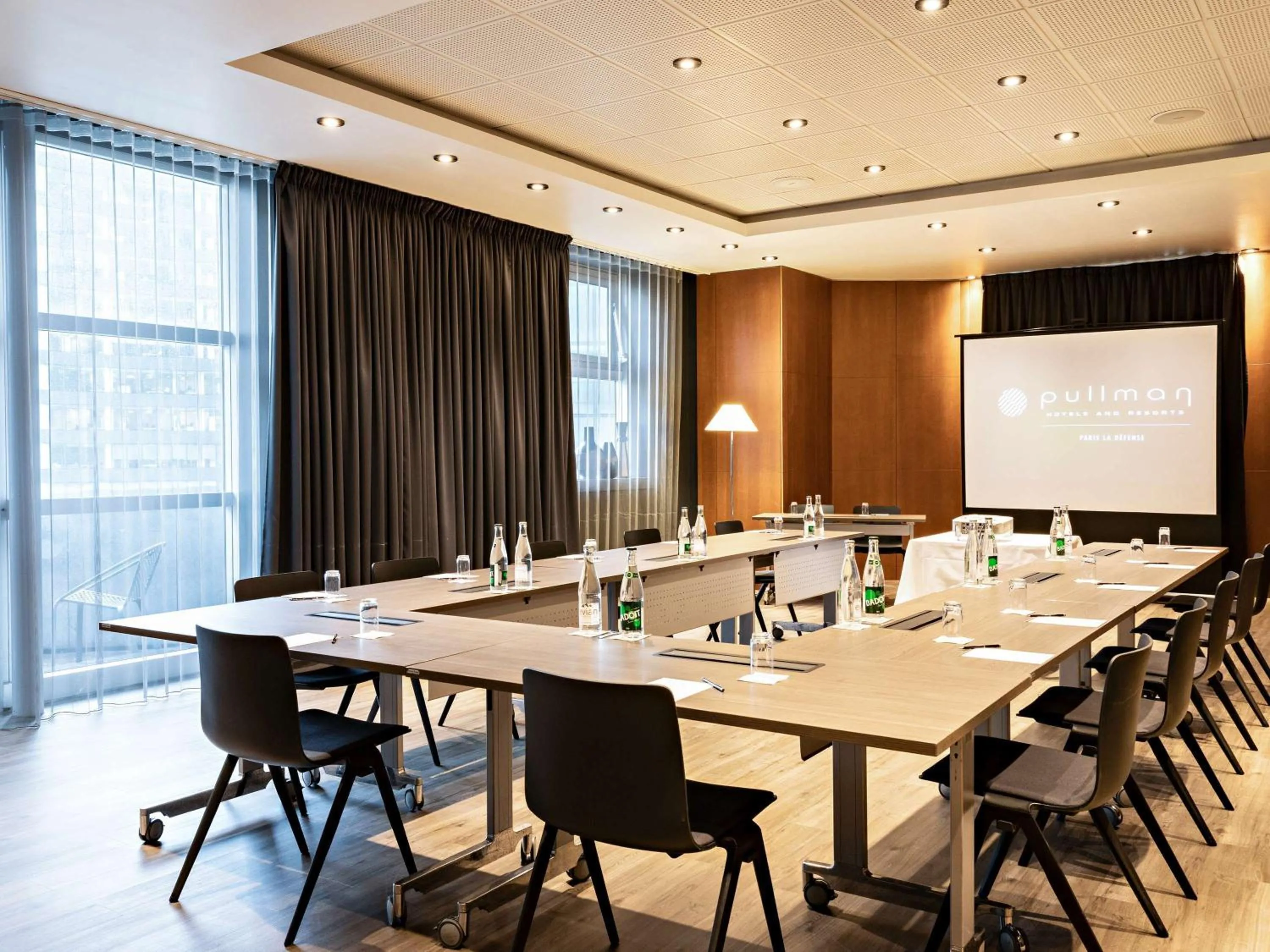 Meeting/conference room in Pullman Paris La Défense