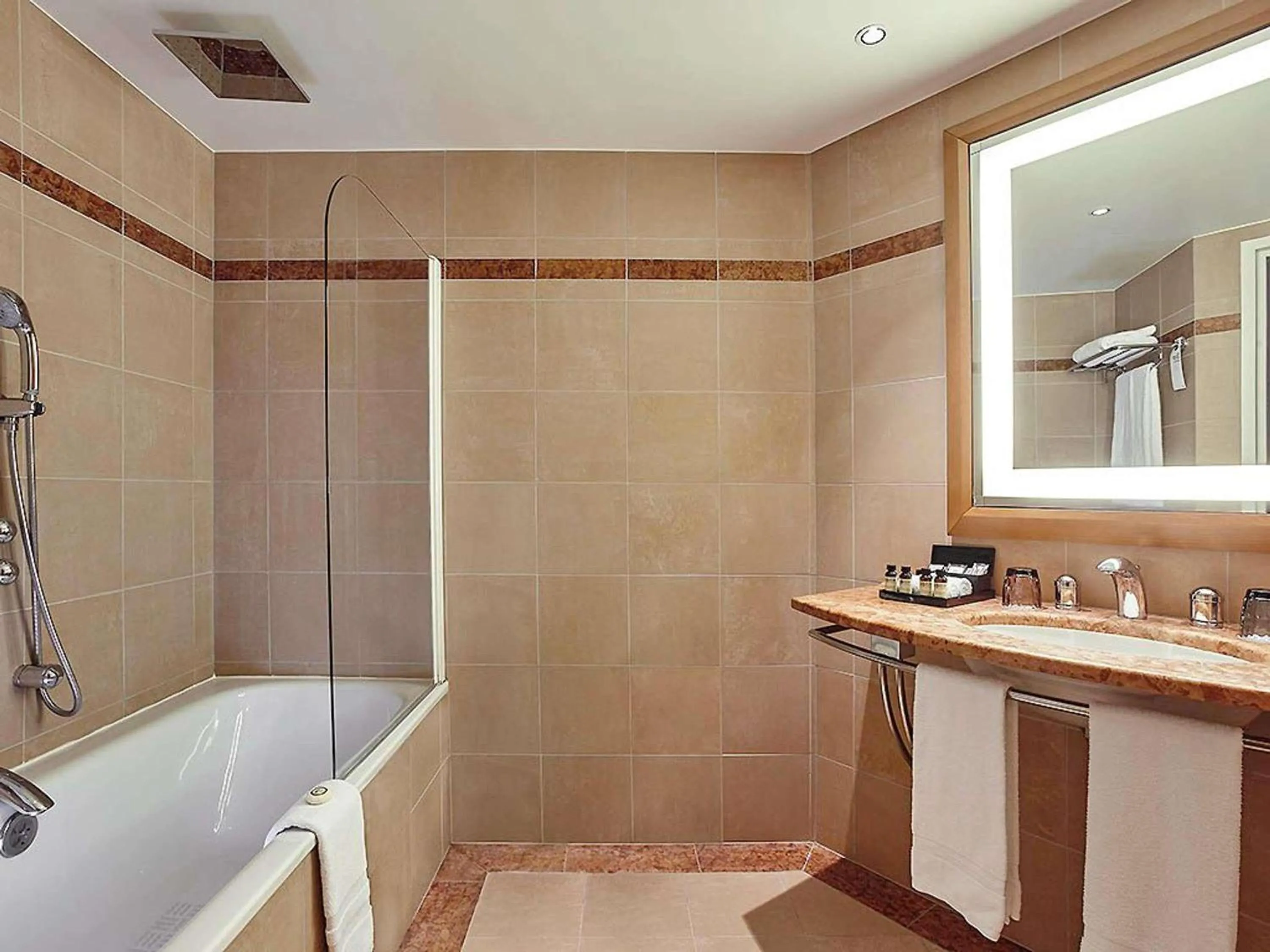 Bedroom in Pullman Paris La Défense