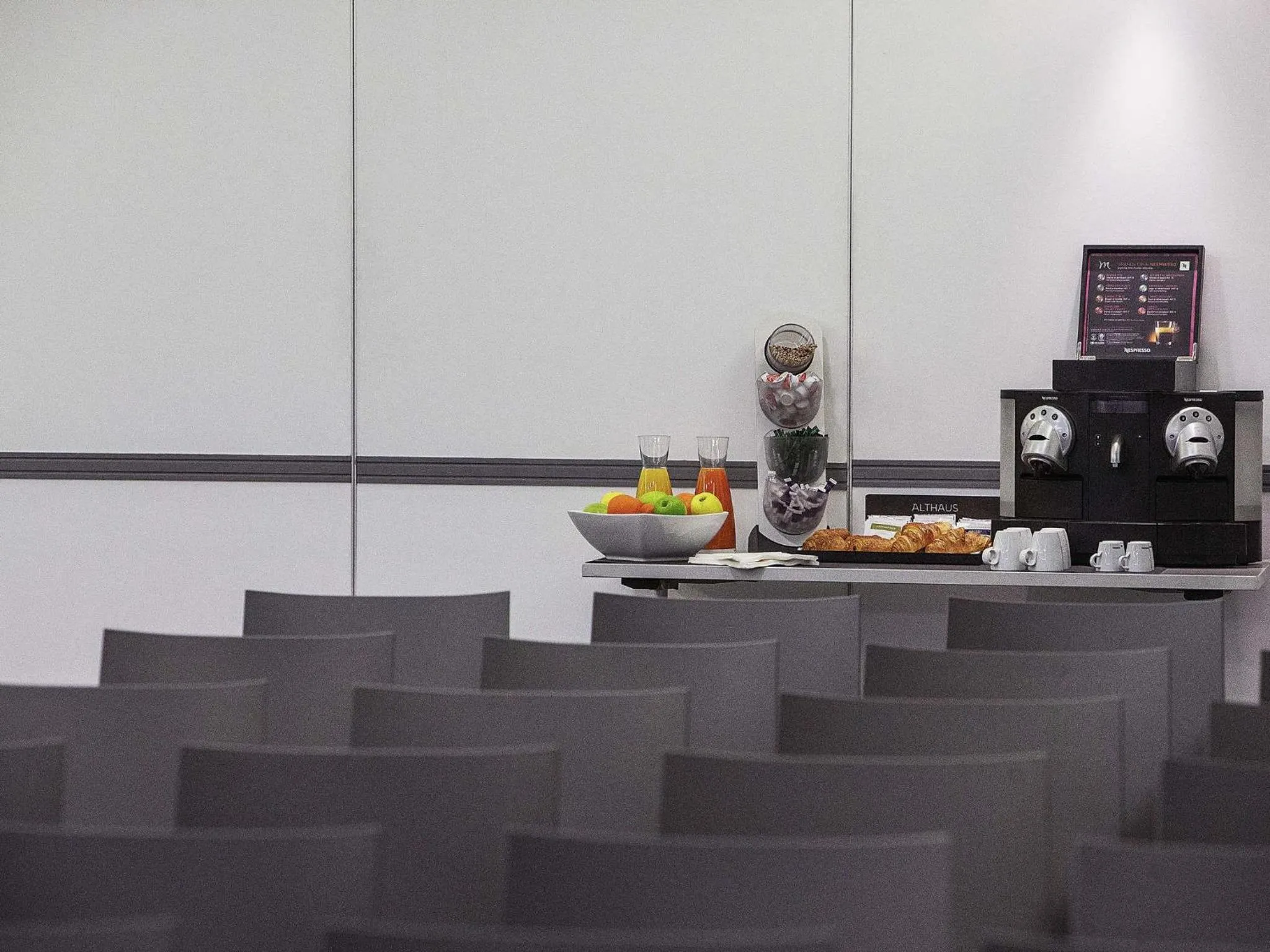 Business facilities in Mercure Paris Vaugirard Porte De Versailles